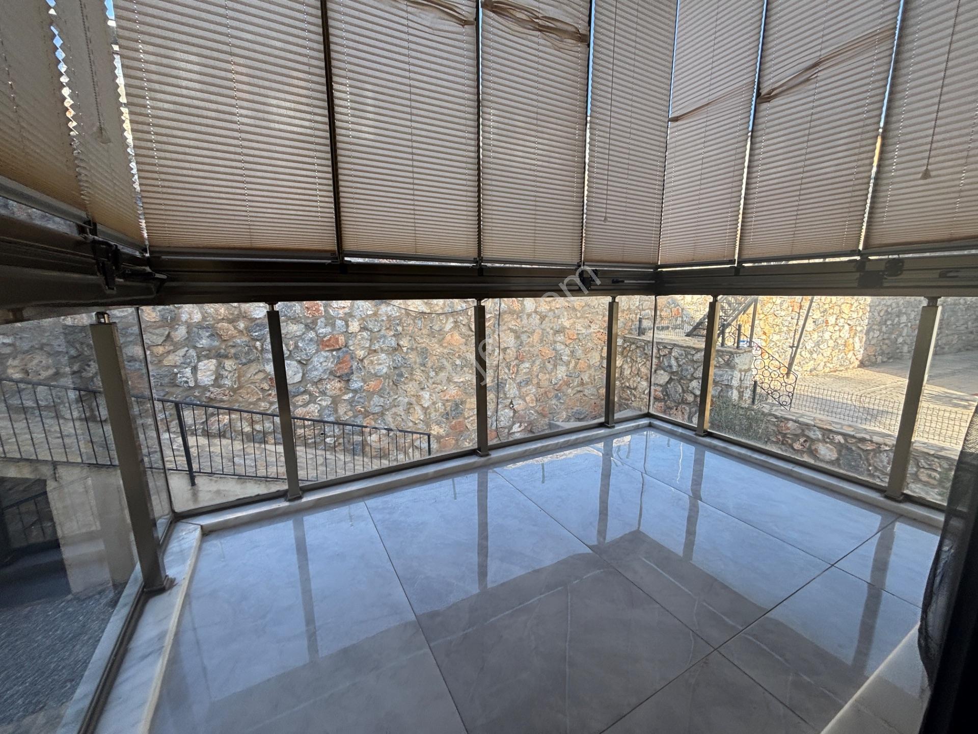 Akbük’te Full Deniz Manzaralı Havuzlu Sitede Satılık Eşyalı 2+1 Daire — fotoğraf 29