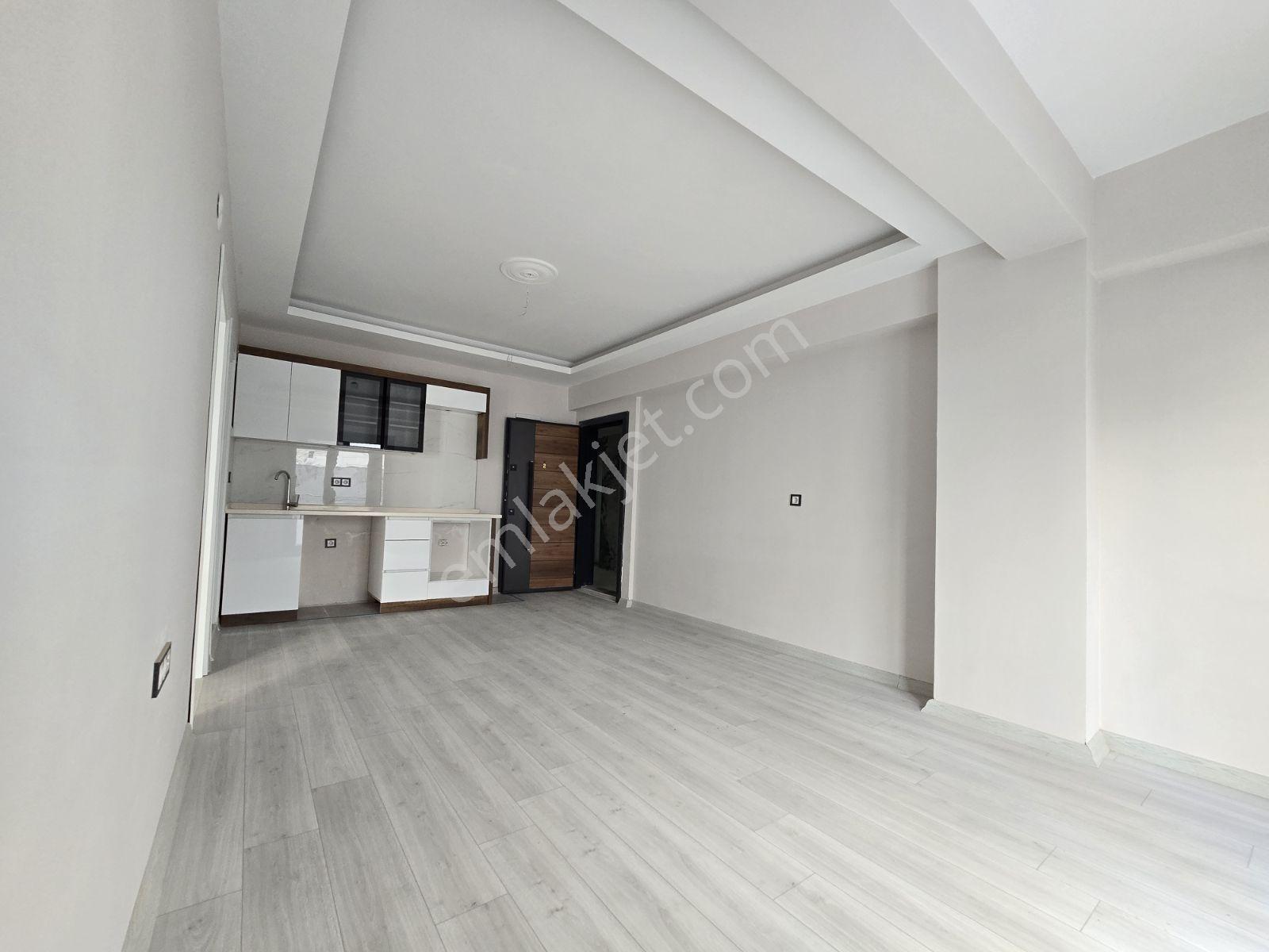 Menemen Seyrek'te 1+1 Geniş Teraslı Daire — fotoğraf 4