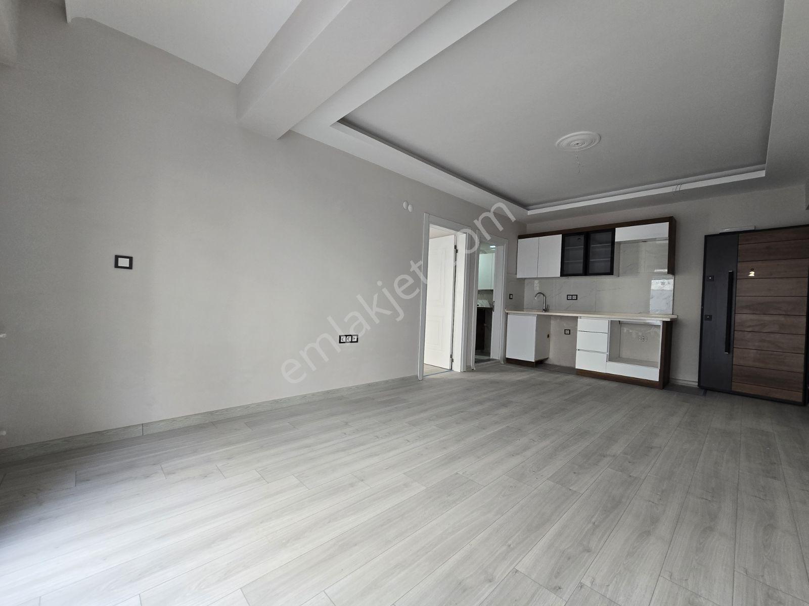 Menemen Seyrek'te 1+1 Geniş Teraslı Daire — fotoğraf 5