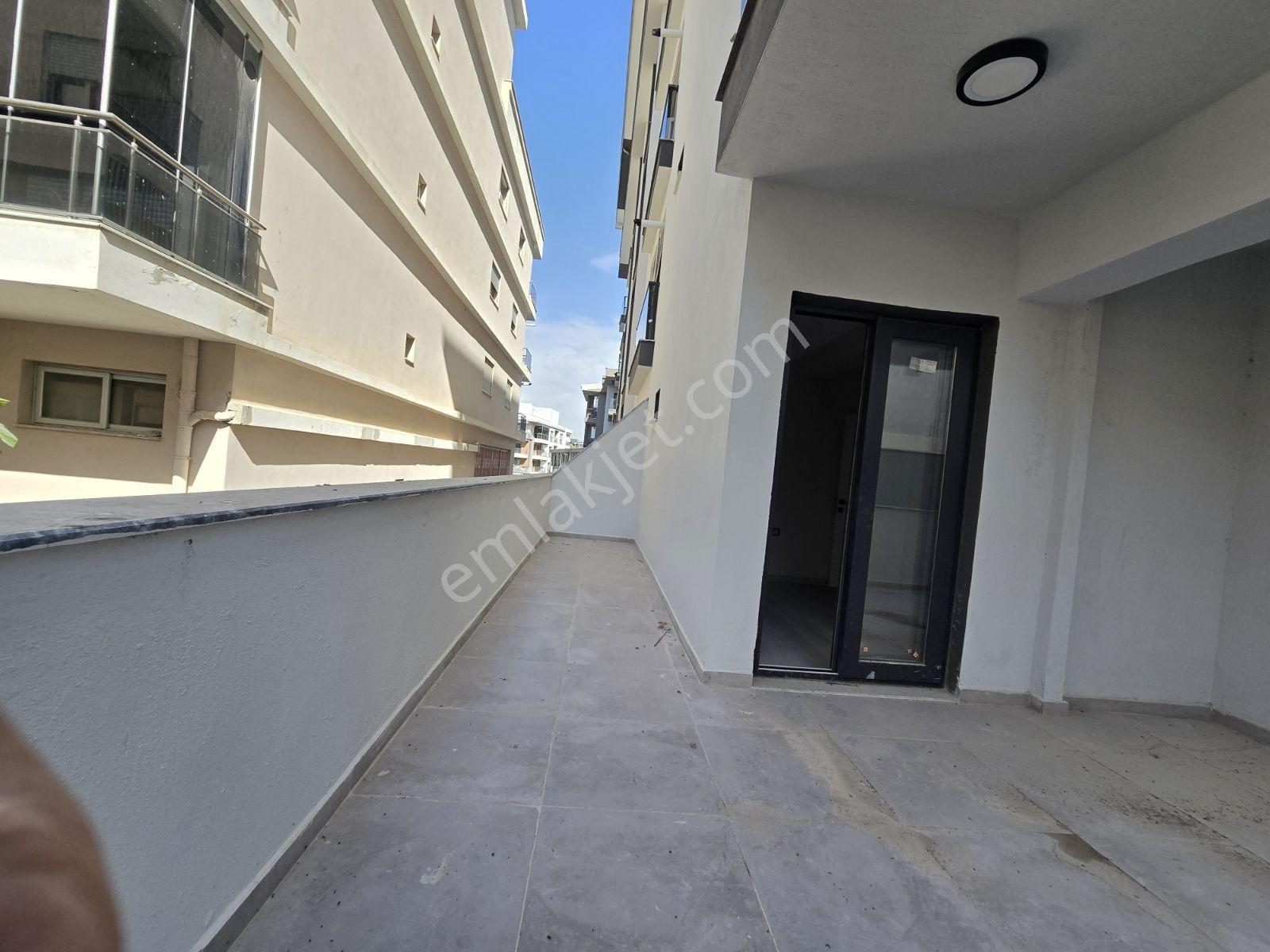 Menemen Seyrek'te 1+1 Geniş Teraslı Daire — fotoğraf 16