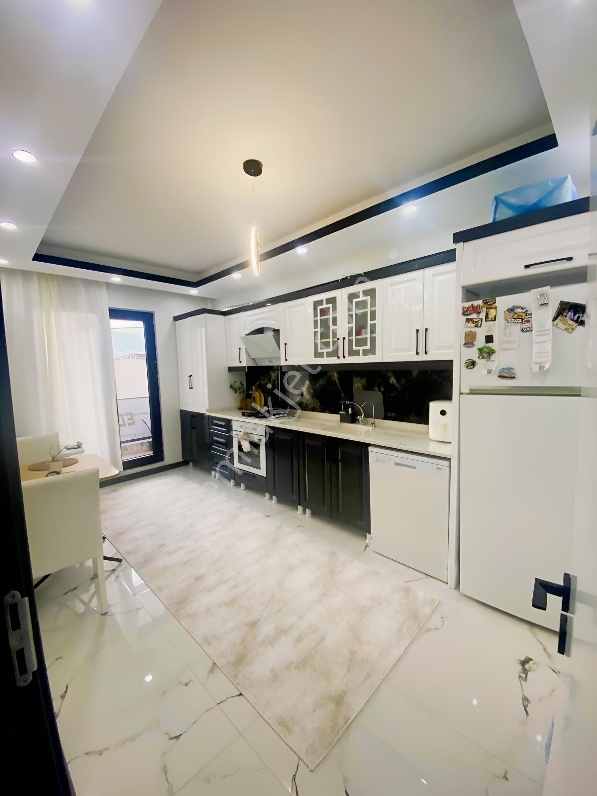 Yenişehir Emniyet Karşısı Arakat Güney Kiracılı Satılık 2+1 — fotoğraf 5