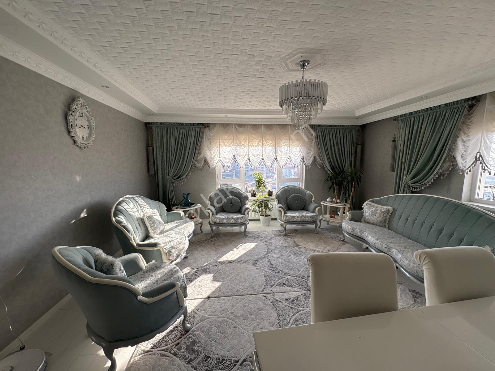 Marka Gayrimenkul,den 7+1 Full+full Yapılı Masrafsız Daire — fotoğraf 2
