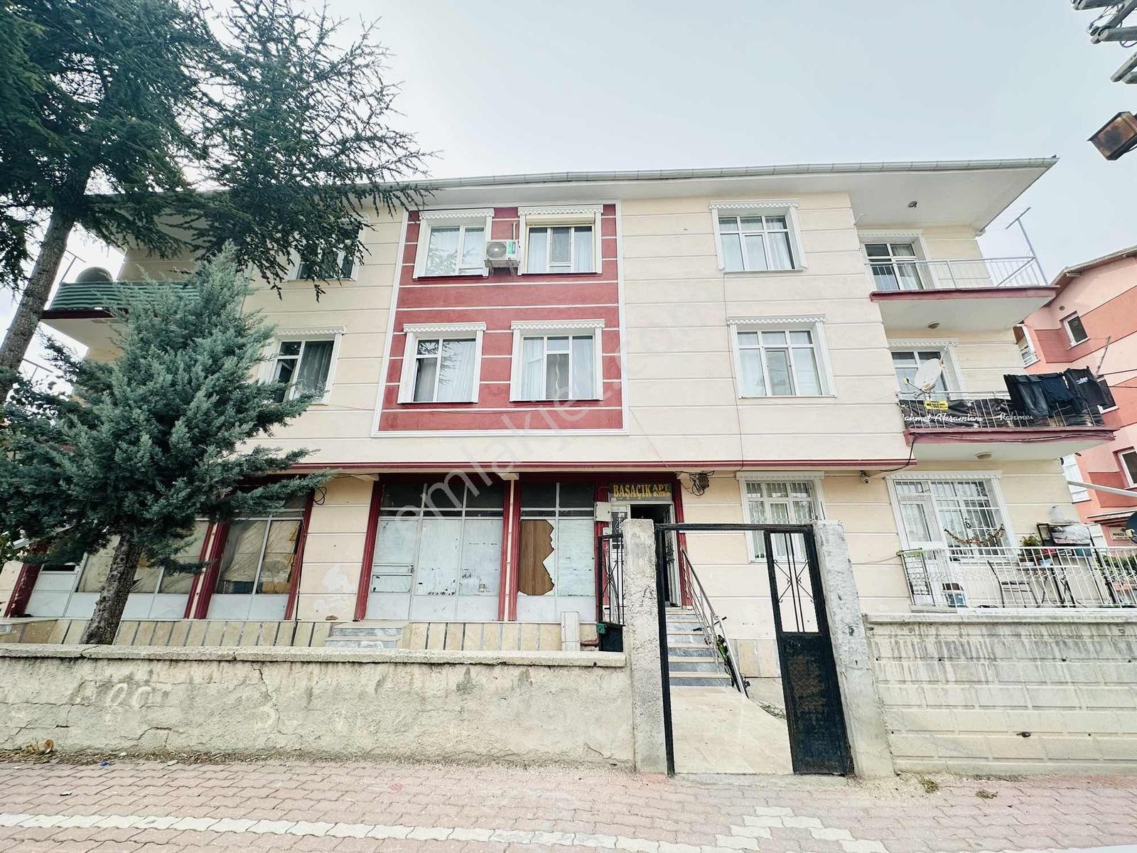 Enes Acur'dan Dumlupınar Mah. 3+1 Giriş Kat Daire — fotoğraf 2