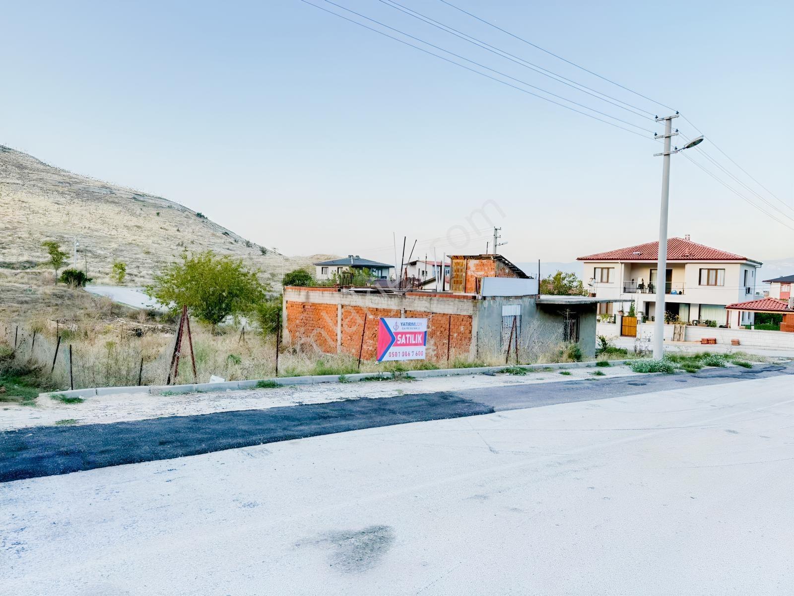 Yatırımlüx'den Kayalar Mh Sinpaş Arkası 292 M2 Arsa — fotoğraf 7