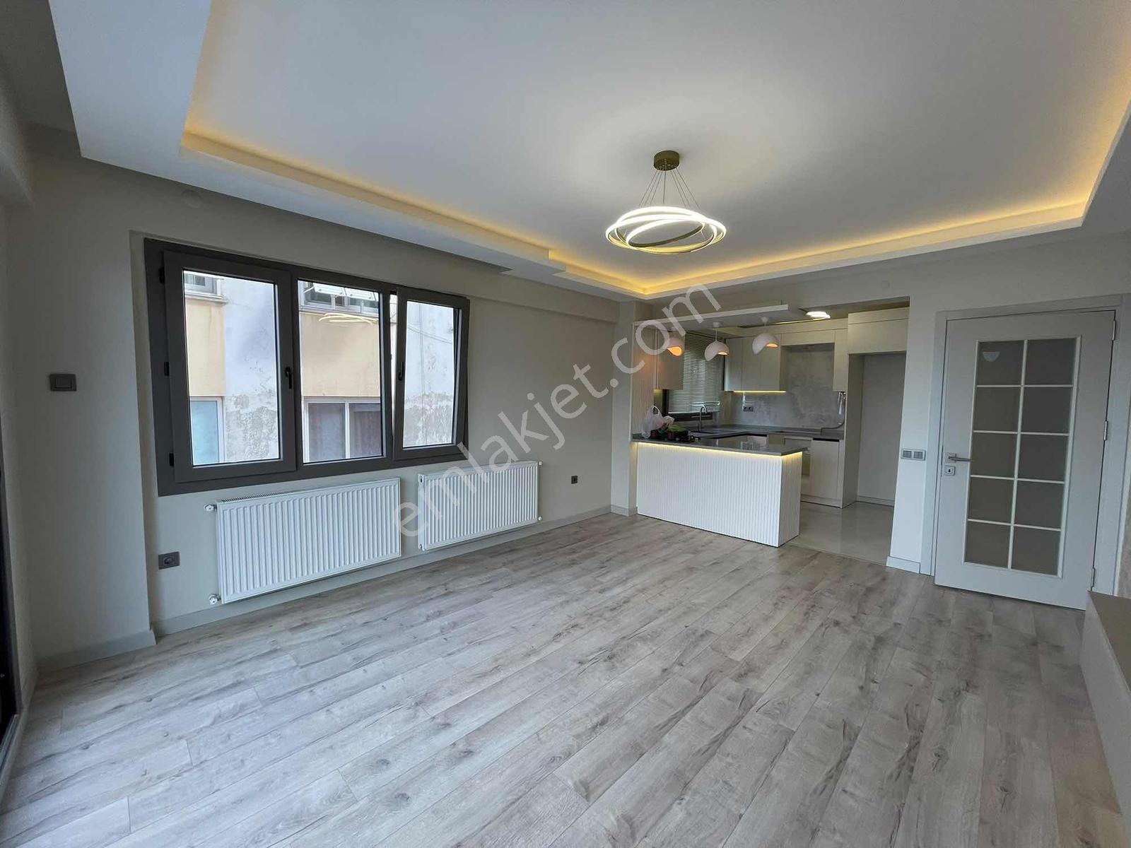 Yeşilyurt Sevgi Yolunda , 3+1 120m² , Ara Kat , Ful Dekorlu — fotoğraf 3