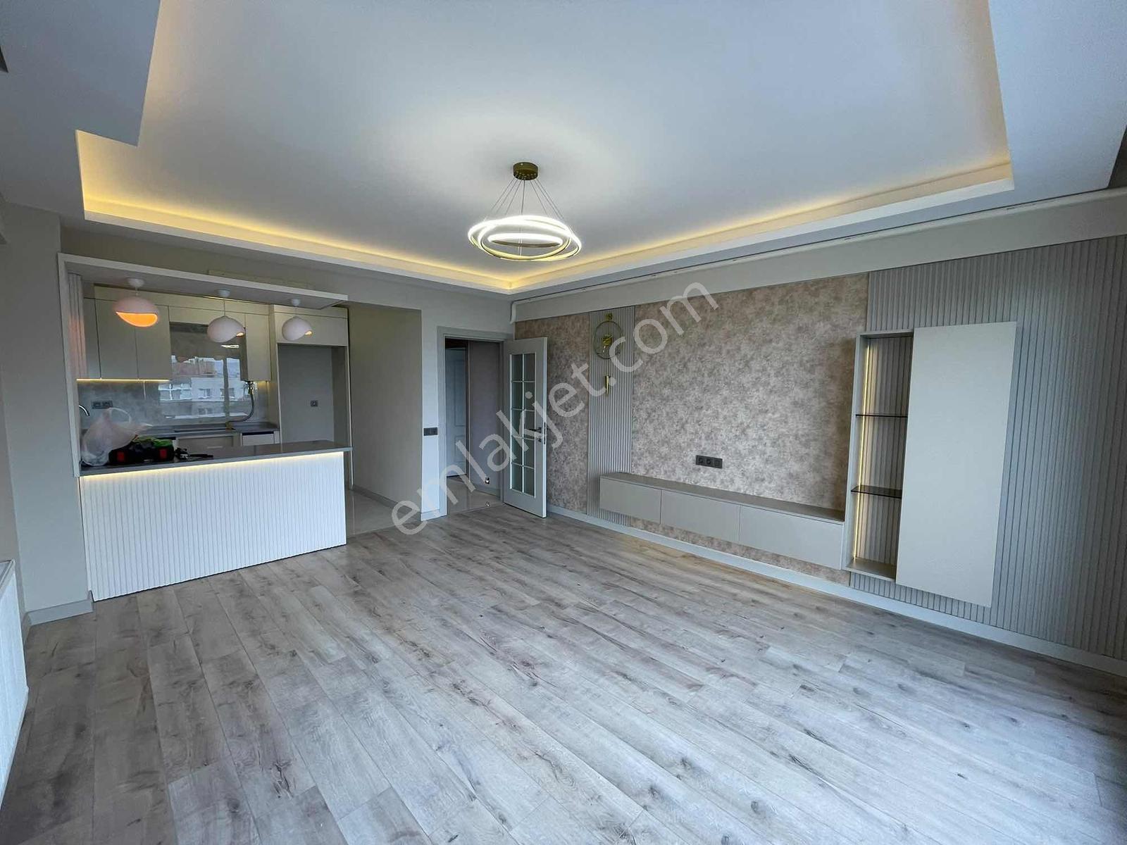 Yeşilyurt Sevgi Yolunda , 3+1 120m² , Ara Kat , Ful Dekorlu — fotoğraf 4