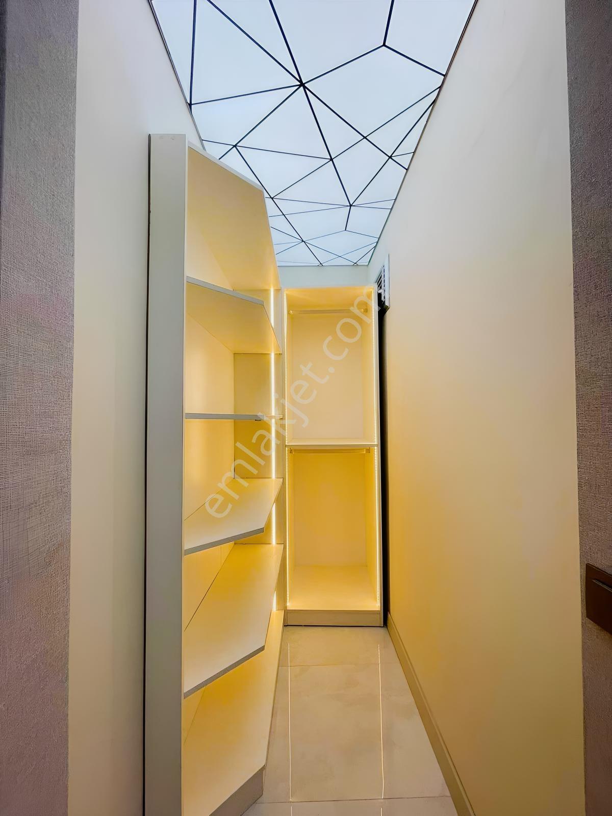 Yeşilyurt Sevgi Yolunda , 3+1 120m² , Ara Kat , Ful Dekorlu — fotoğraf 30