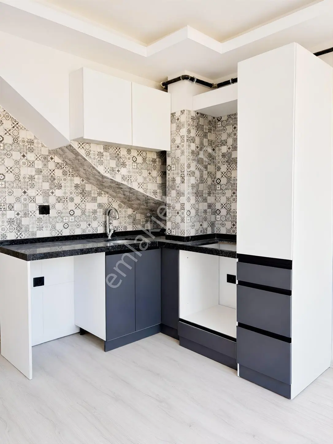 Garanti Emlak'tan Salı Pazarı Süt Fab. Mevki 2+1 Teraslı Dubleks — fotoğraf 13