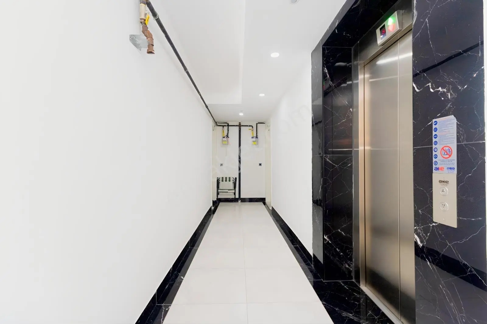 Ful Kredi İmkanı / 65 M2 Geniş Daire / Havuzlu Sitede, — fotoğraf 5