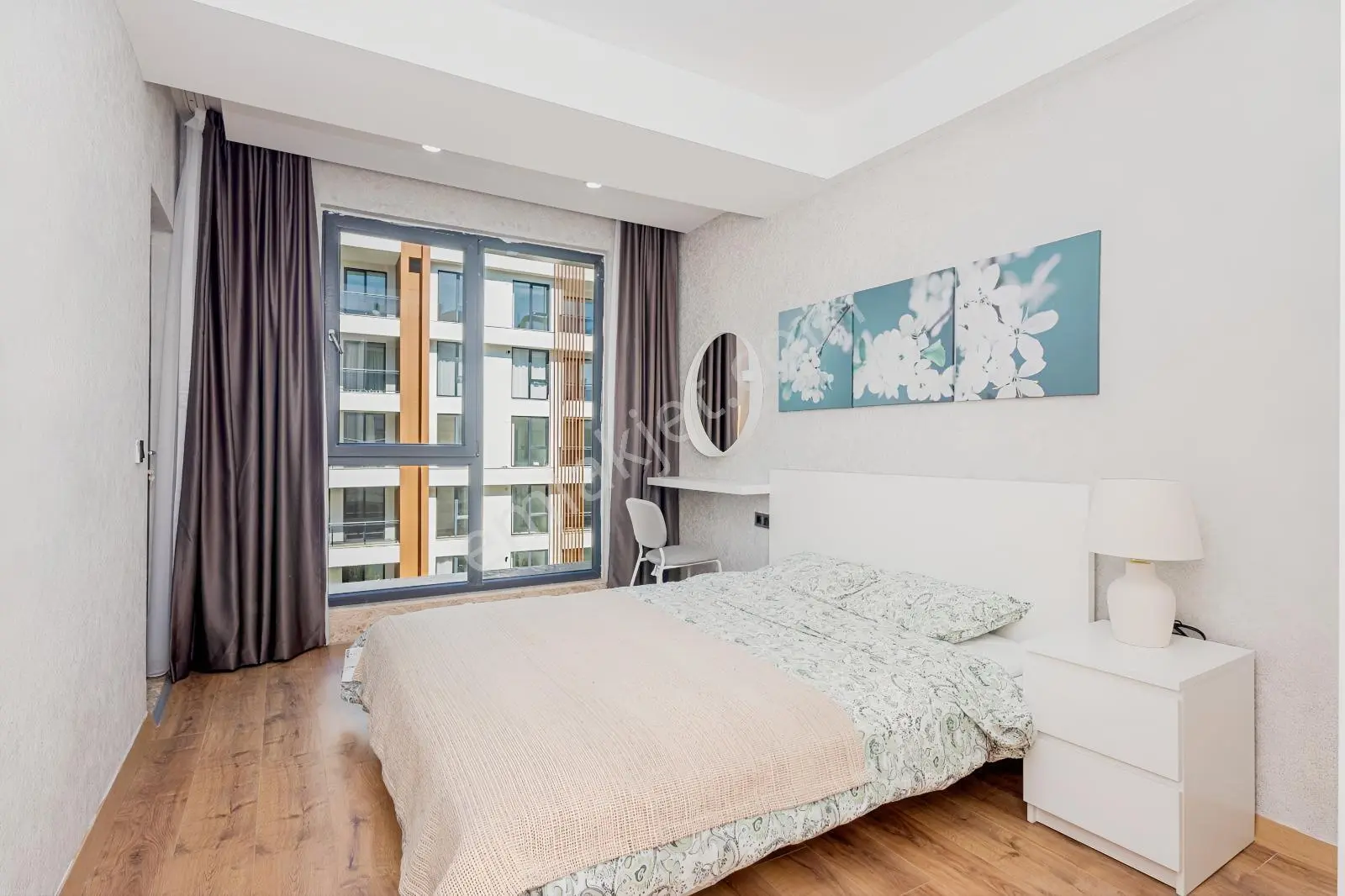 Ful Kredi İmkanı / 65 M2 Geniş Daire / Havuzlu Sitede, — fotoğraf 10