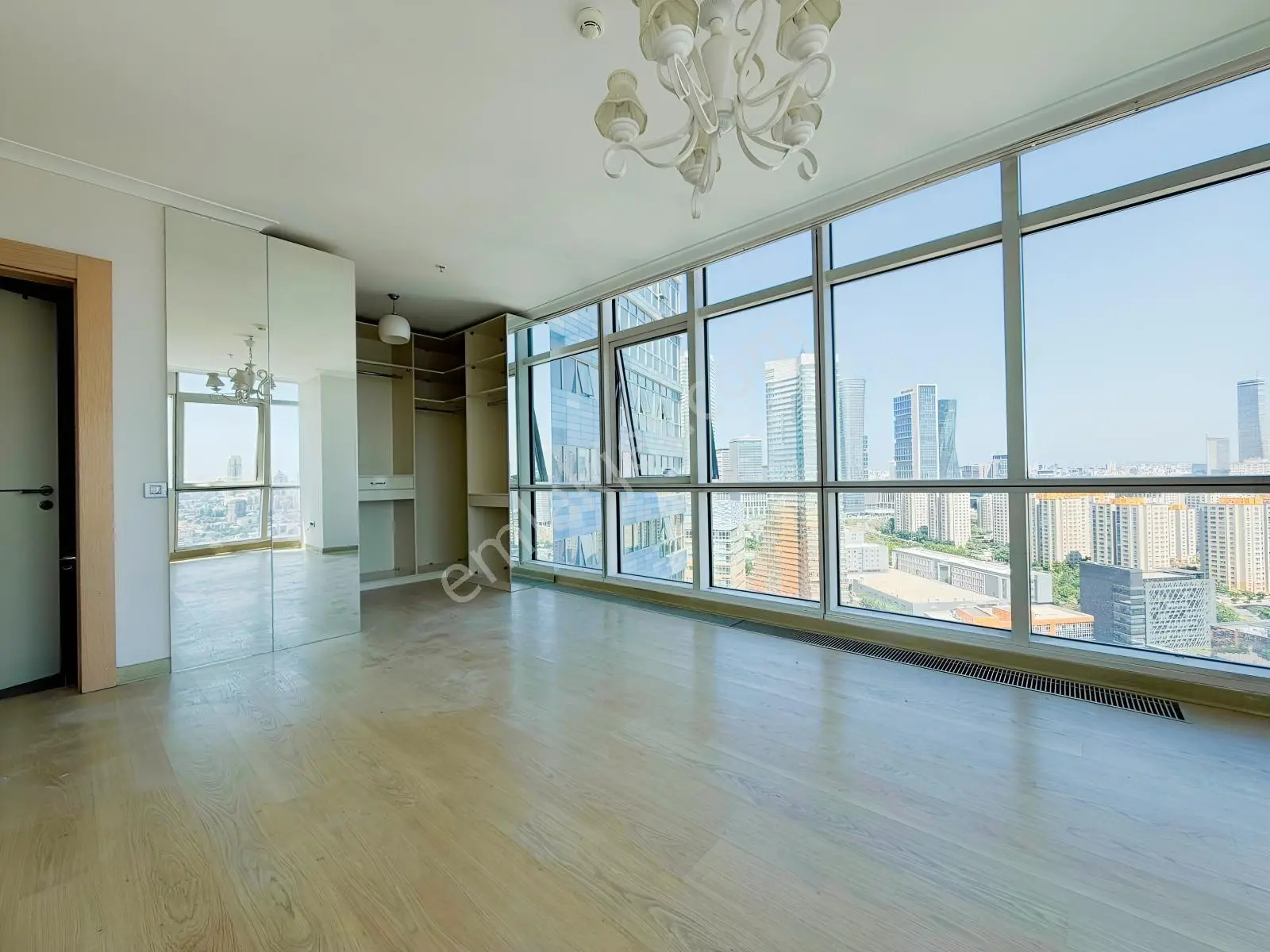 Varyap Merıdıan'de Deniz Manzaralı 3 Cepheli 200 M2 Satılık 3+1 — fotoğraf 12