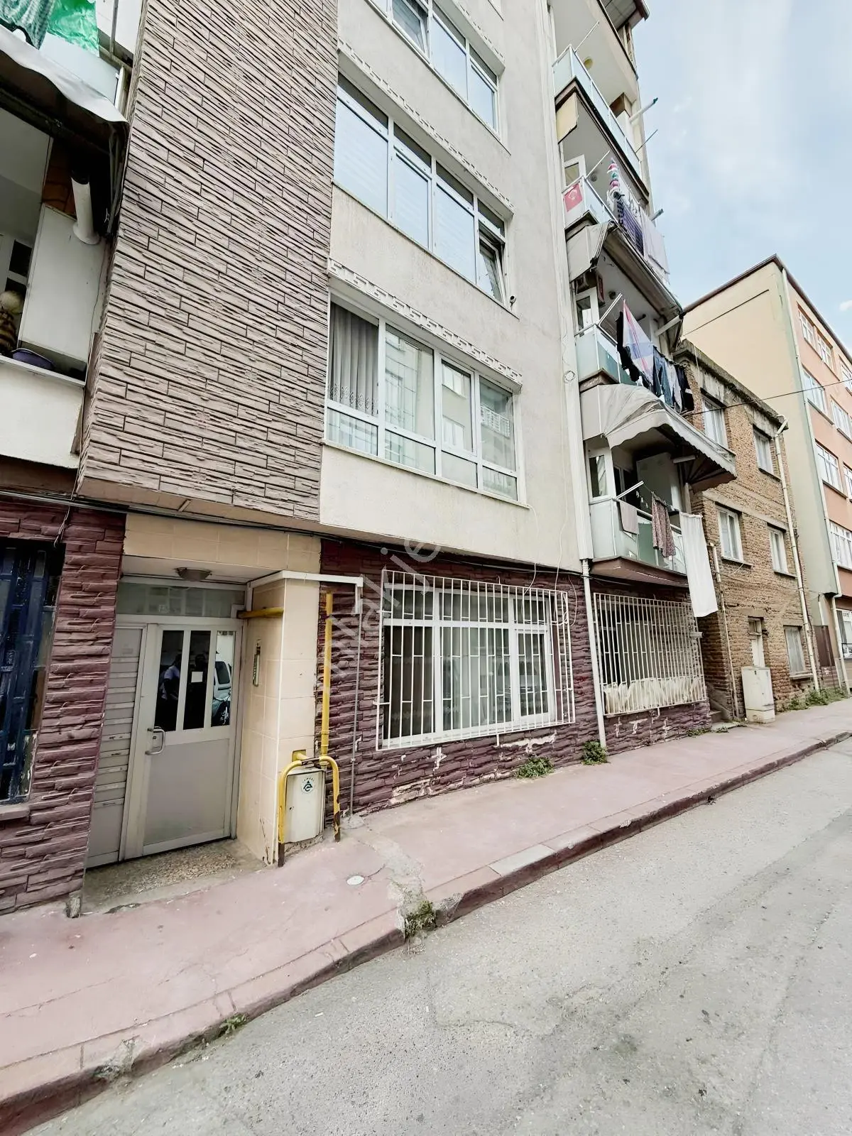 Rasathane Mevki Bulvara Yakın Düz Giriş Balkonlu 2+1 — fotoğraf 4