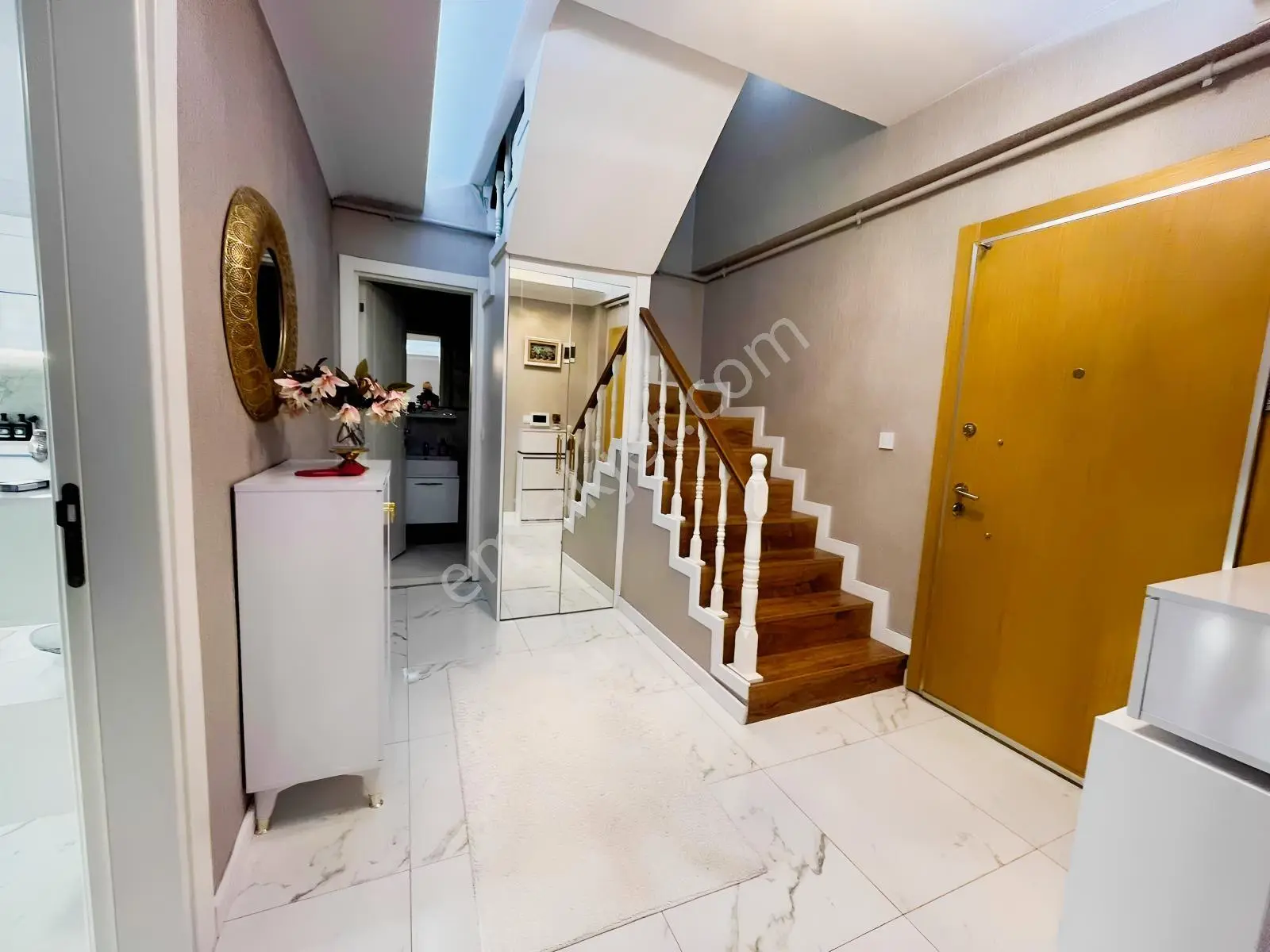 Konak Mahallesinde Satılık Ultra Lüx Dublex Daire