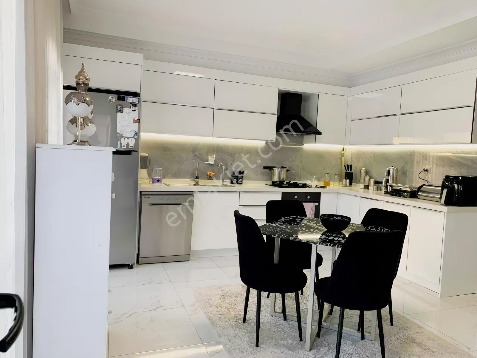 Konak Mahallesinde Satılık Ultra Lüx Dublex Daire — fotoğraf 4