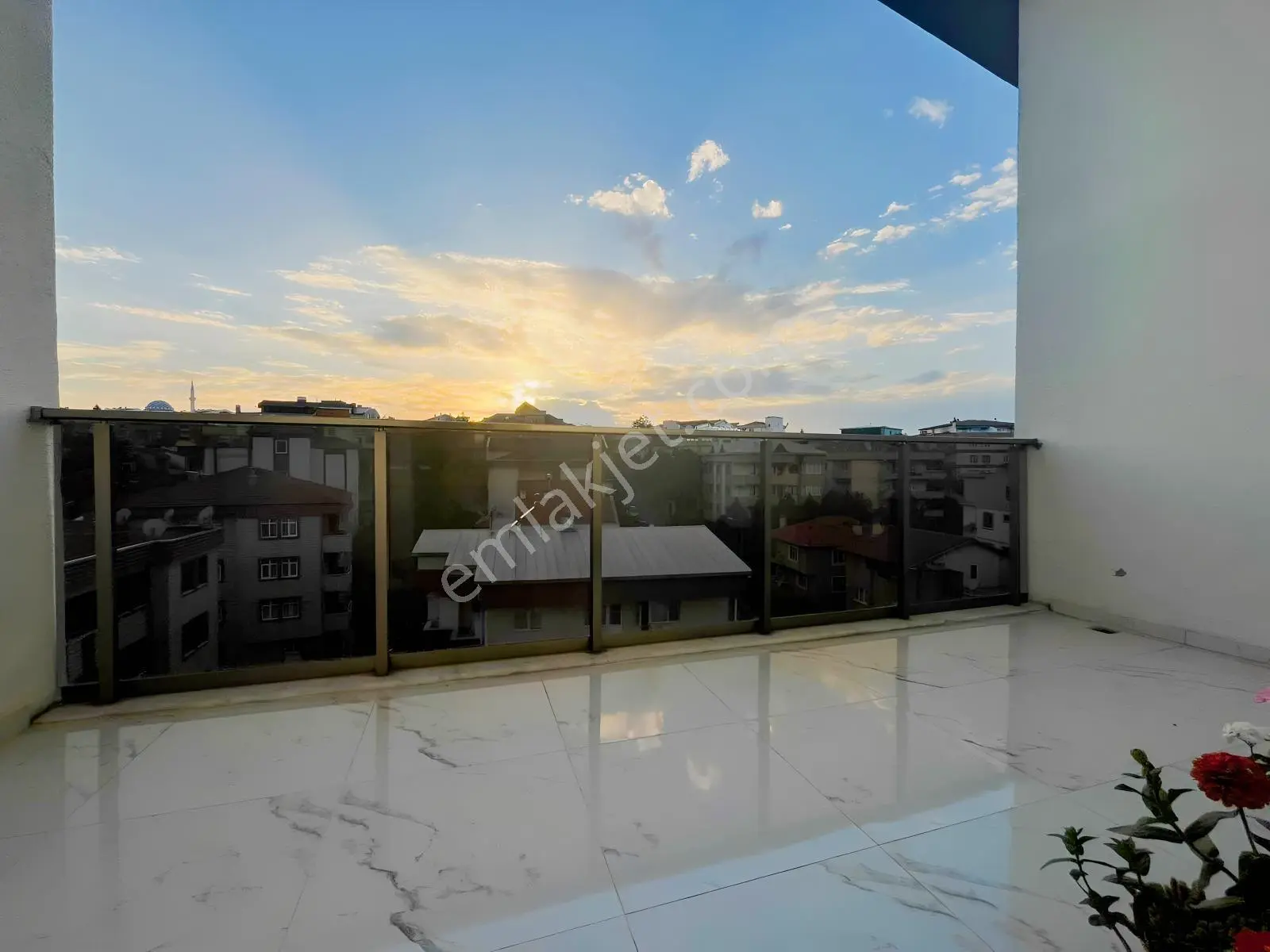 Konak Mahallesinde Satılık Ultra Lüx Dublex Daire — fotoğraf 12