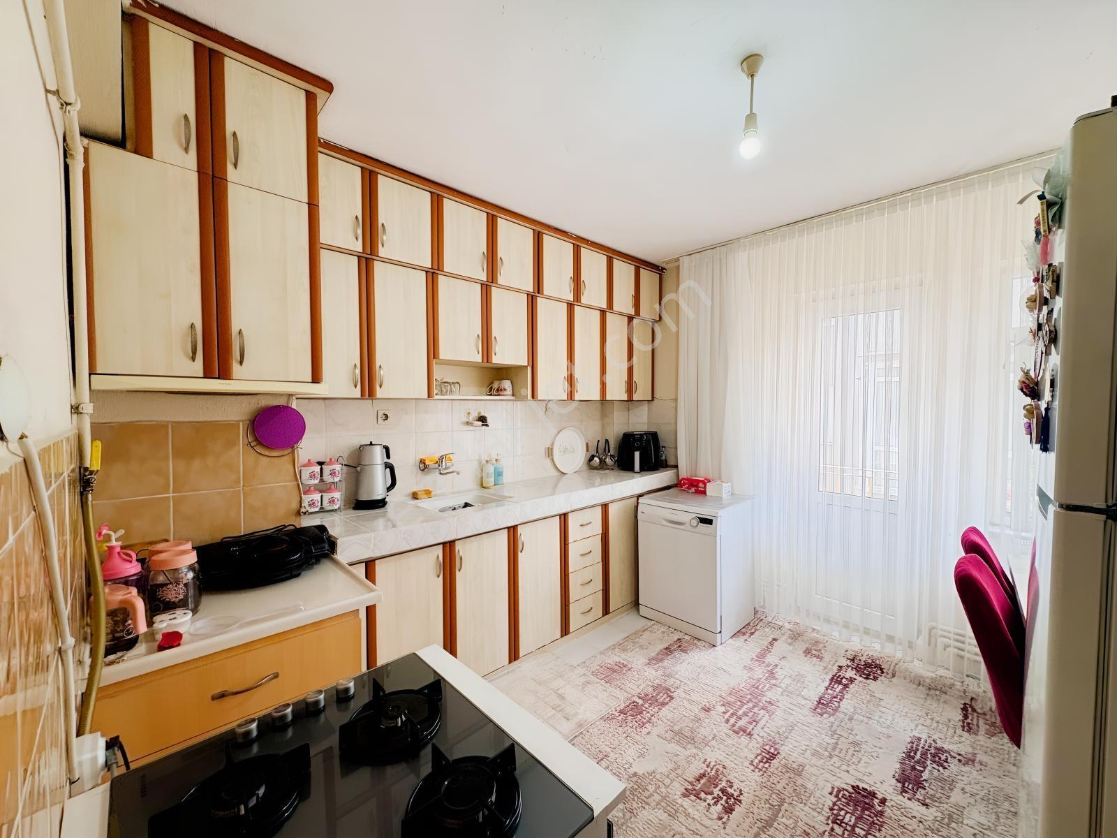 Özgü'den Sporkent'te Site İçi Arakat Yapılı 3+1 Daire — fotoğraf 7