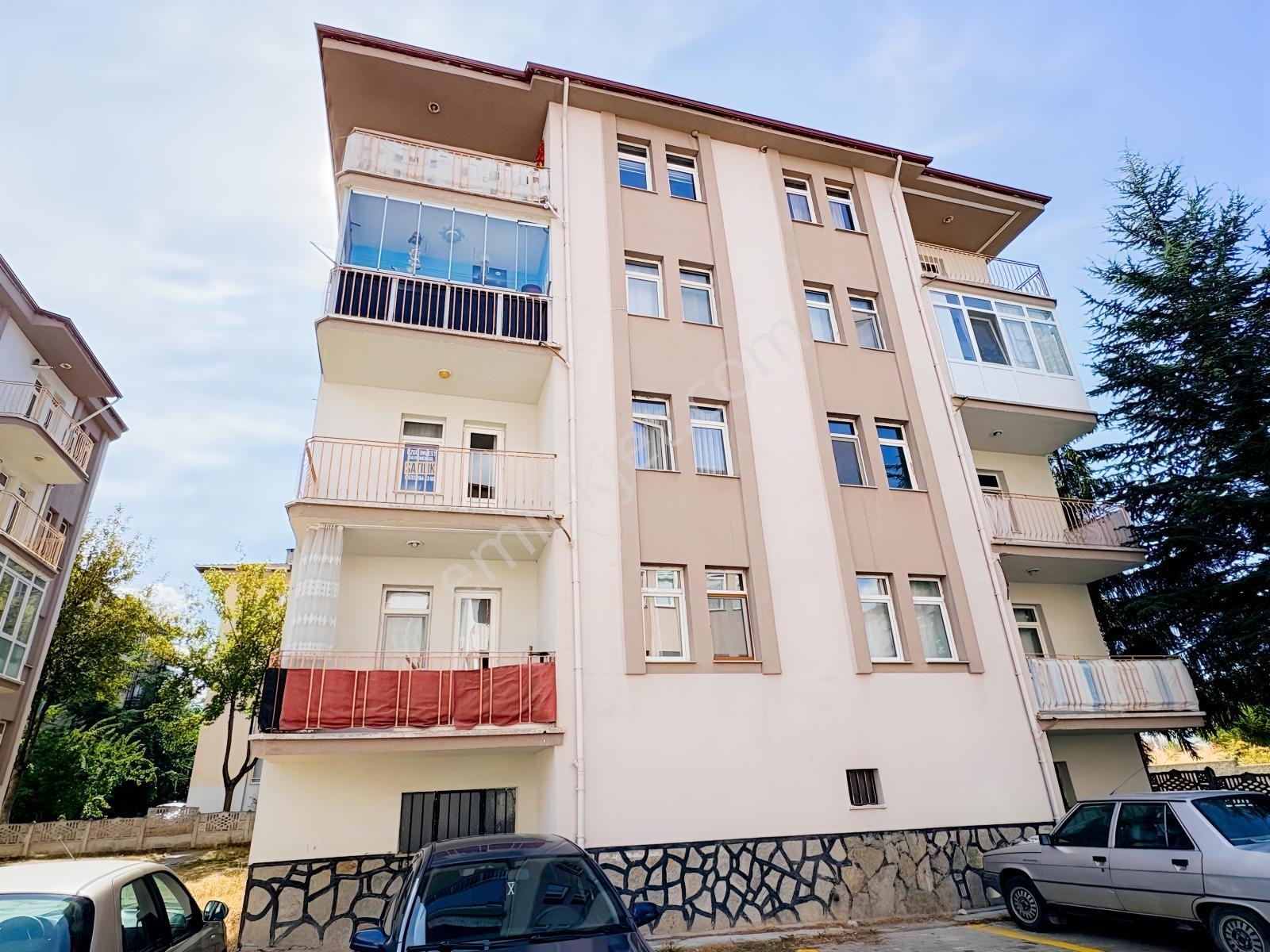 Özgü'den Sporkent'te Site İçi Arakat Yapılı 3+1 Daire — fotoğraf 24