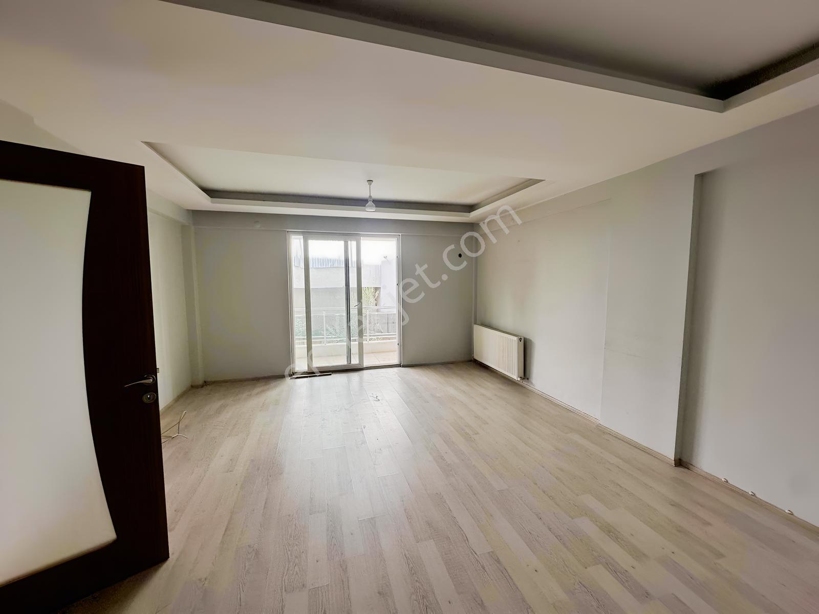 Kurtuluş Mahallesi 3+1 Daire — fotoğraf 2
