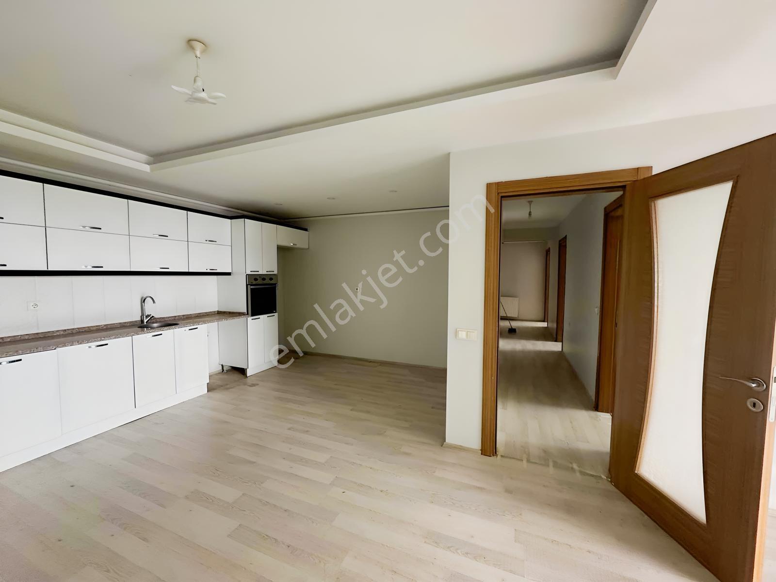 Kurtuluş Mahallesi 3+1 Daire — fotoğraf 5