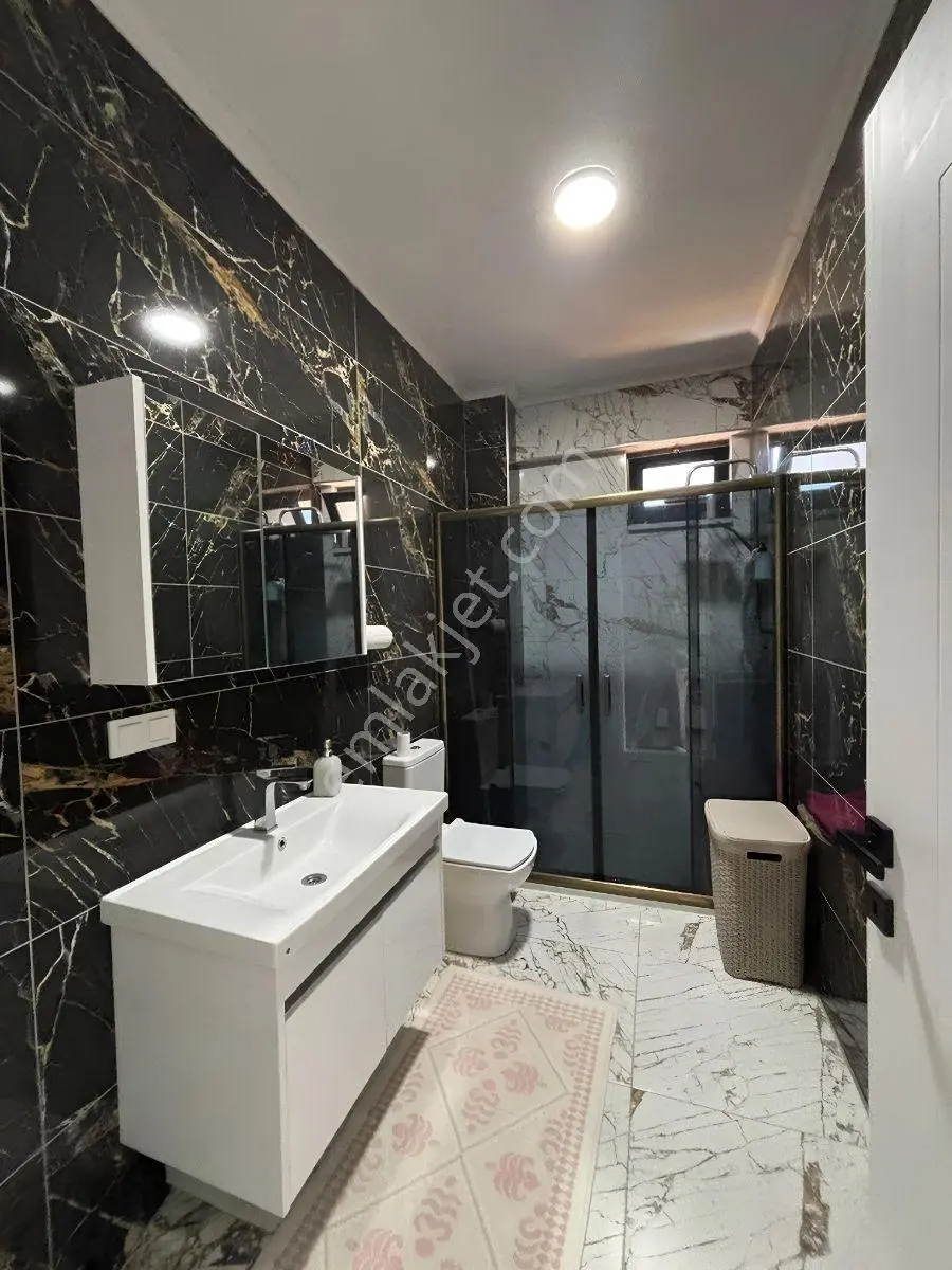 Yalova Akköyde Satılık Deniz Manzaralı 4 Katlı Müstakil Bina — fotoğraf 8