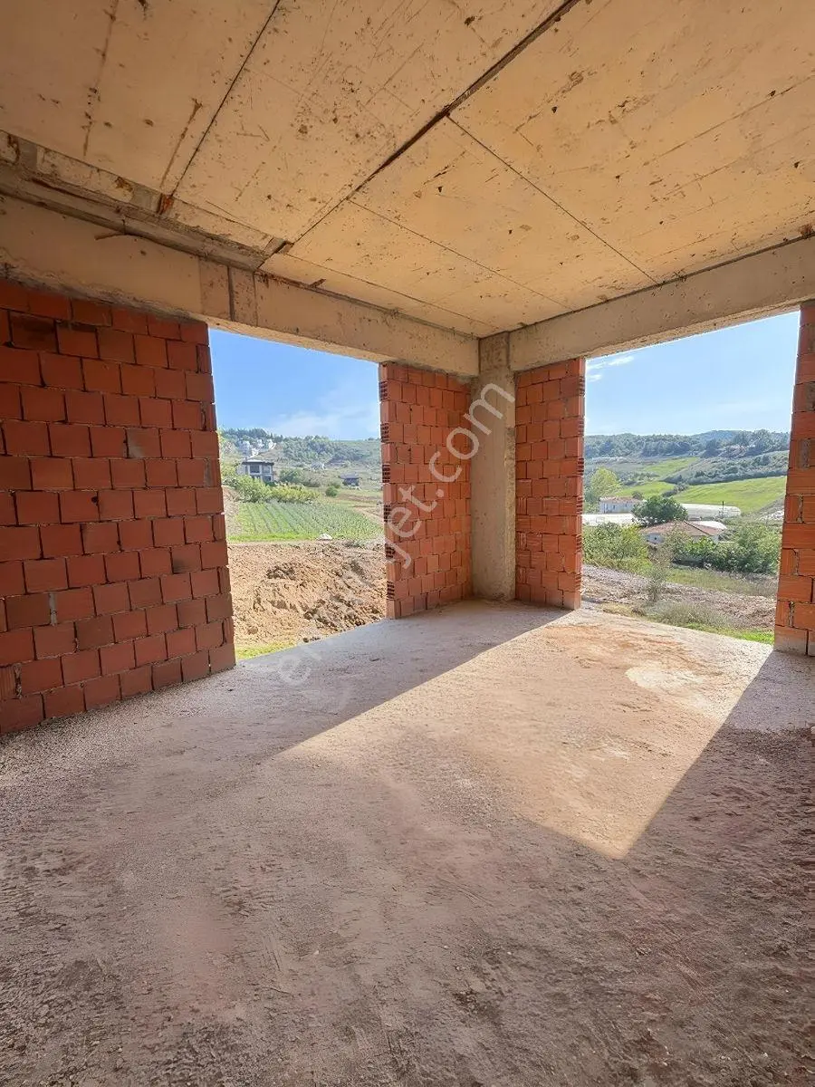 Yalova Akköyde Satılık Deniz Manzaralı 4 Katlı Müstakil Bina — fotoğraf 17