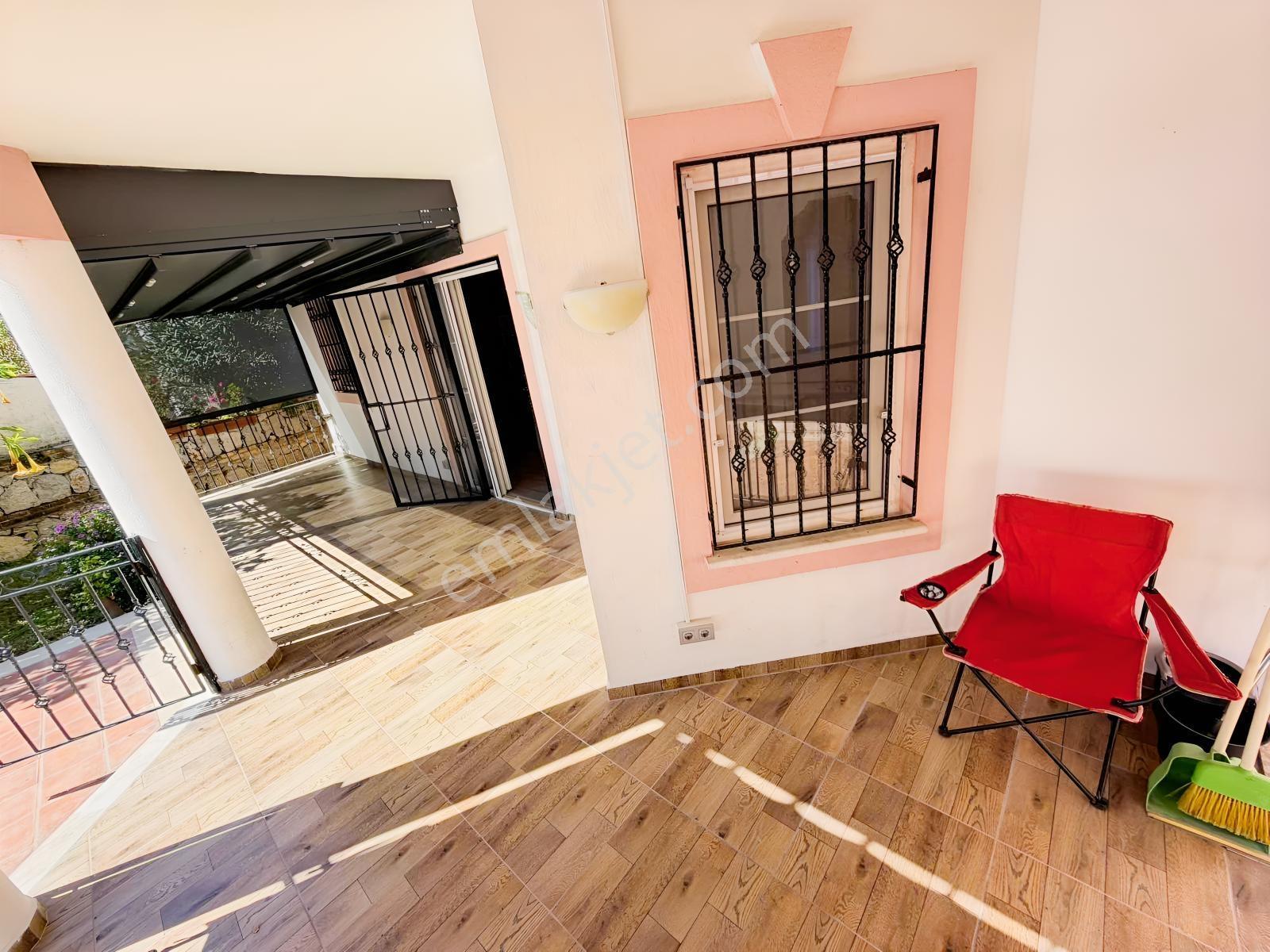 Fethiye Foça Çalış Plajda Satılık 2+1 Daire — fotoğraf 20