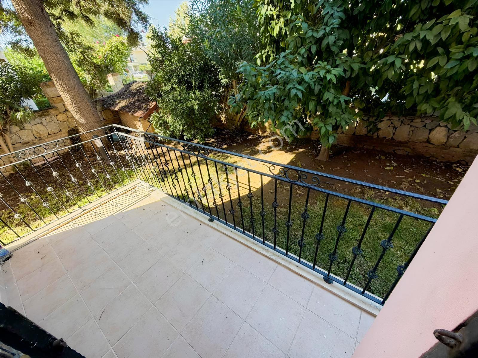 Fethiye Foça Çalış Plajda Satılık 2+1 Daire — fotoğraf 25
