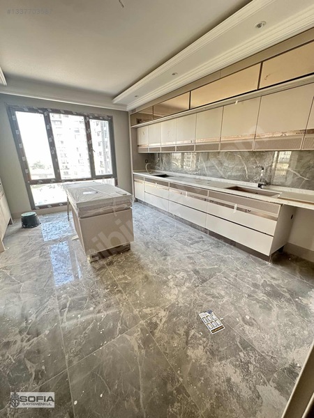 Sofia Gayrimenkulden Satılık 3+1 Daire