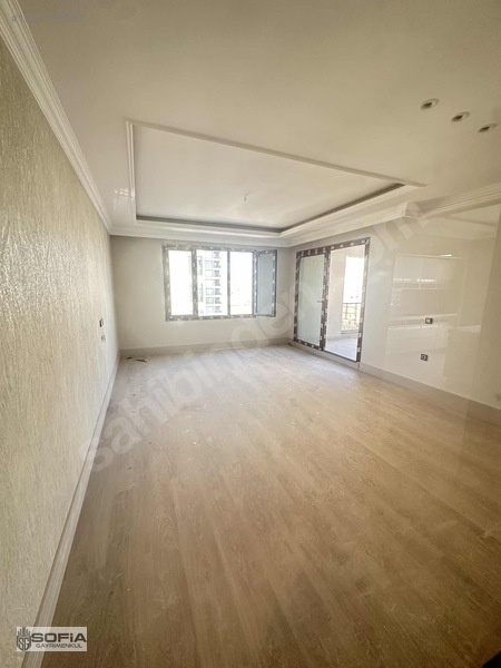 Sofia Gayrimenkulden Satılık 3+1 Daire — fotoğraf 4