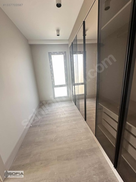 Sofia Gayrimenkulden Satılık 3+1 Daire — fotoğraf 8