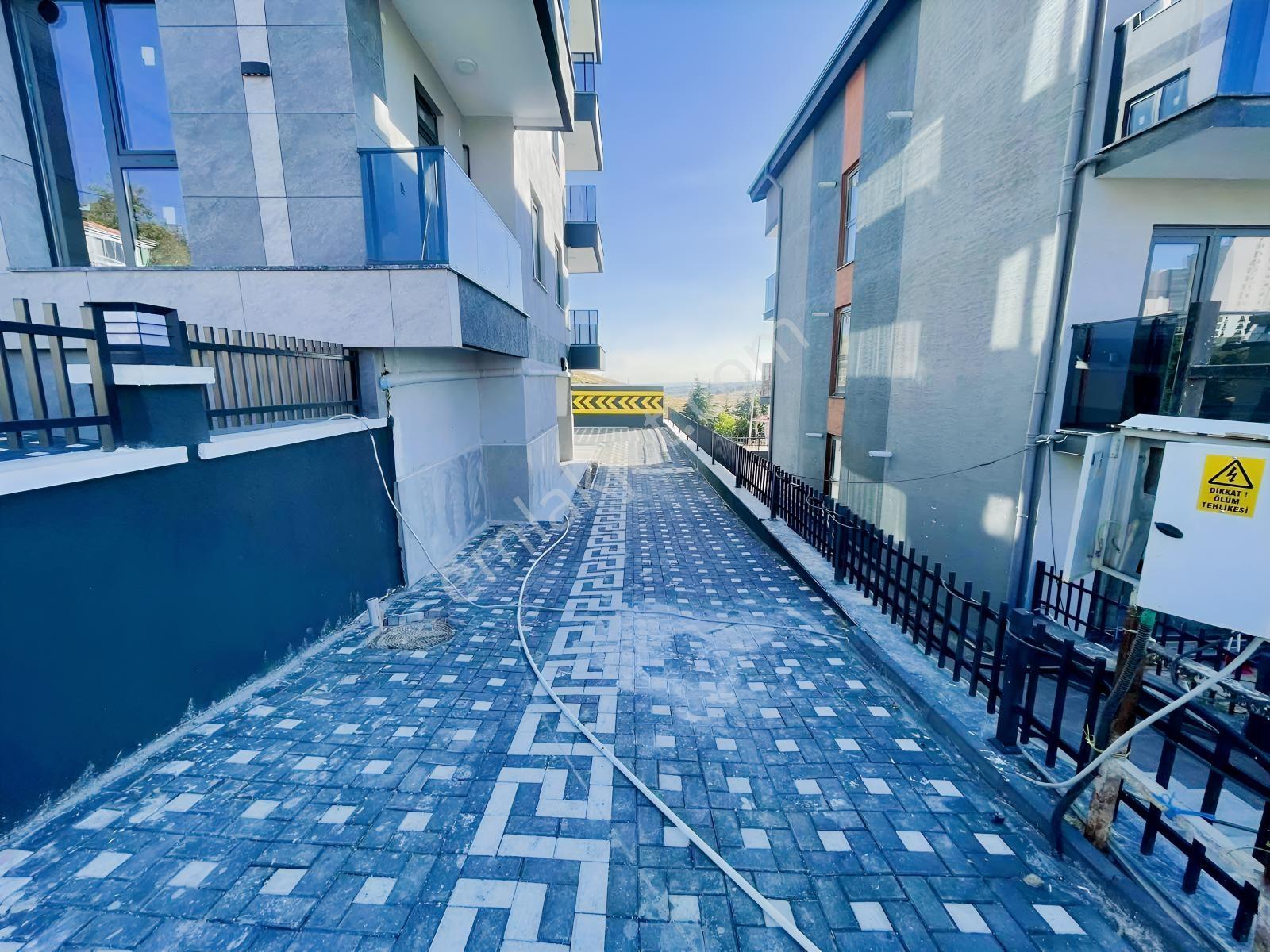 İncek Ufuk Üviversitesi Yanında Bölgenin En İyi Binası — fotoğraf 27