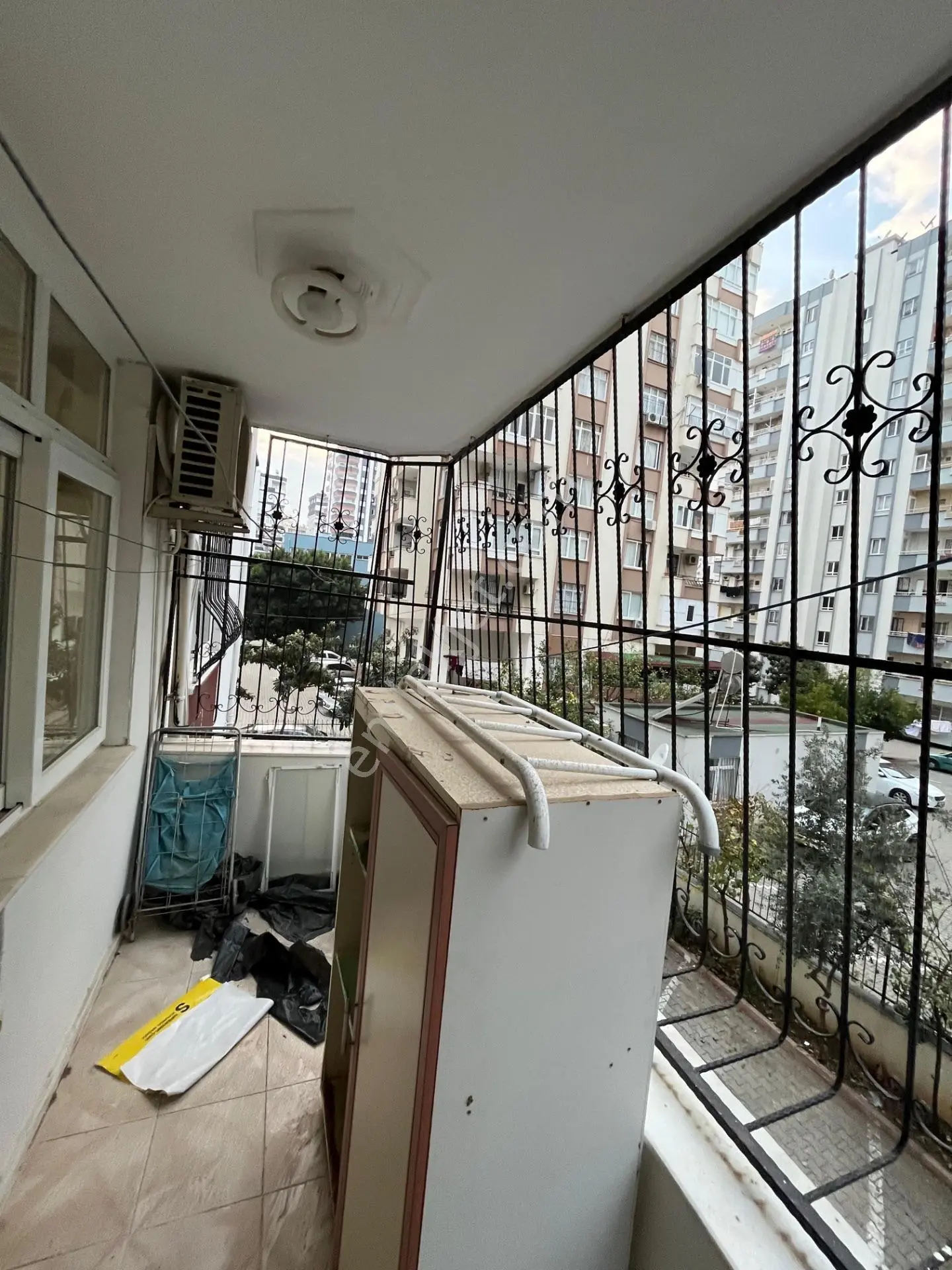 3+1 Güzelyalı 10-1katı Dgaz Kap.mutfak G.odası Geniş Kgb Cephe 185m2 Araç Takas Olur Hasarsız — fotoğraf 17