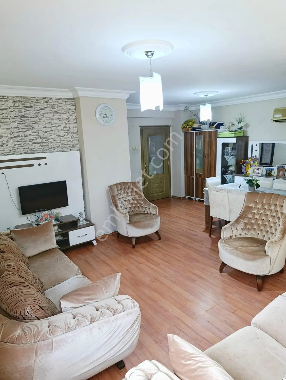 3+1yurt 9-4katı Dgaz 200m2 Site İçinde Kiler Kap.mutfak Cam Balkon D.şebeke Hasarsız Kgd Cephe, — fotoğraf 23