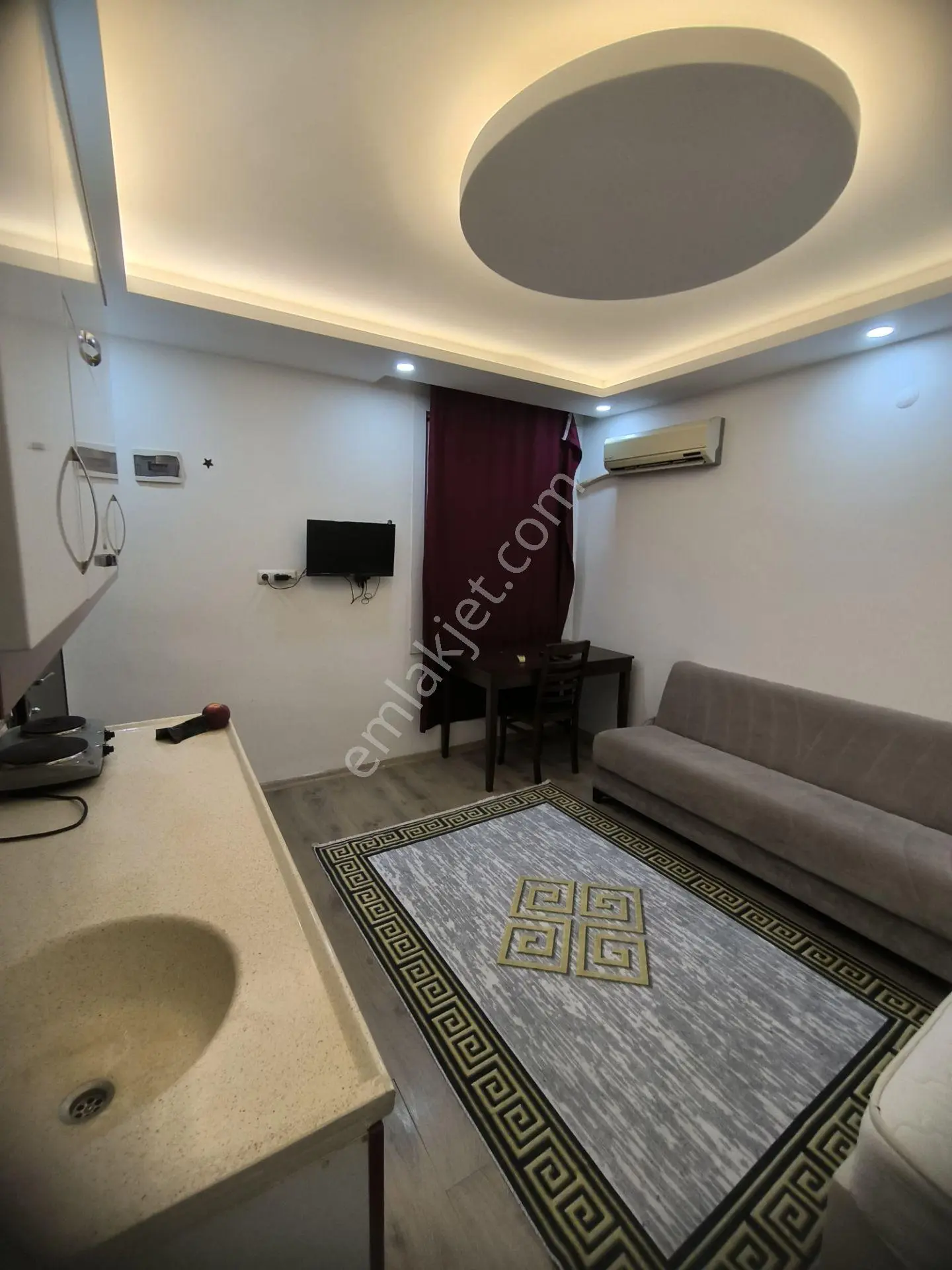 1+0 Beyazevler** 35yaş Zemin 4katlı Kat Mülkiyetli *direk Hasarsız *güney Cephe İskanlı — fotoğraf 6