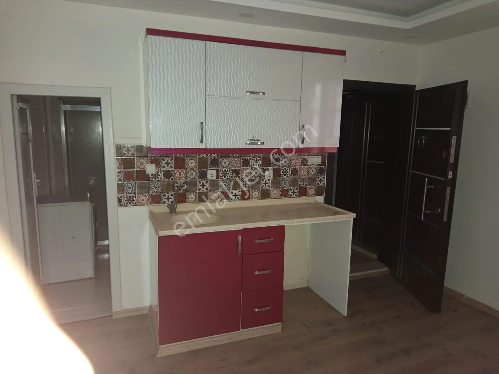 1+0 Beyazevler** 35yaş Zemin 4katlı Kat Mülkiyetli *direk Hasarsız *güney Cephe İskanlı — fotoğraf 10