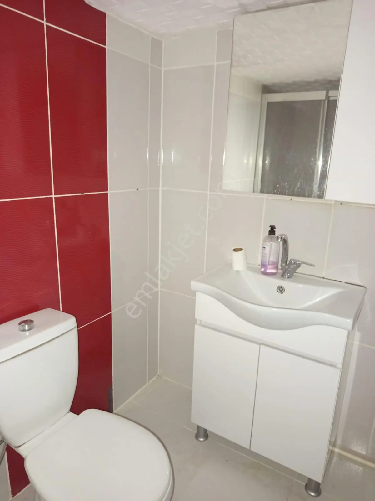 1+0 Beyazevler** 35yaş Zemin 4katlı Kat Mülkiyetli *direk Hasarsız *güney Cephe İskanlı — fotoğraf 13