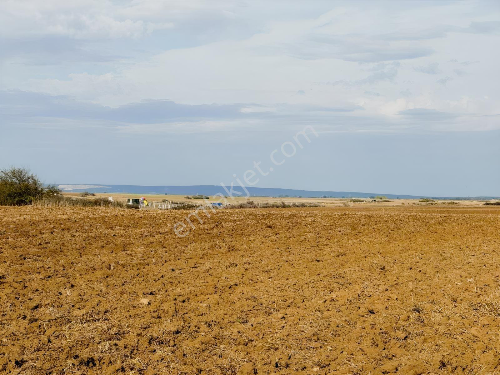 Saray Yuvalı Da 270 M² Arsamız Satışta — fotoğraf 15