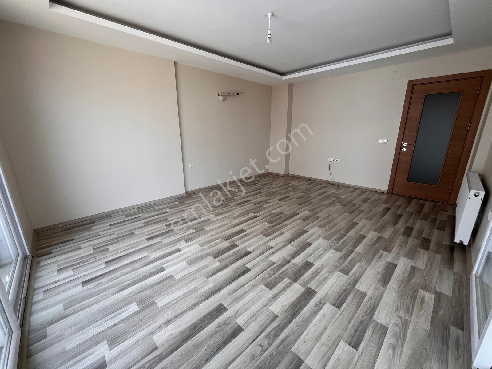 Osmangazi'de 3+1 Açık Mutfak Evim Sistemlerine Uygun Satılık — fotoğraf 13
