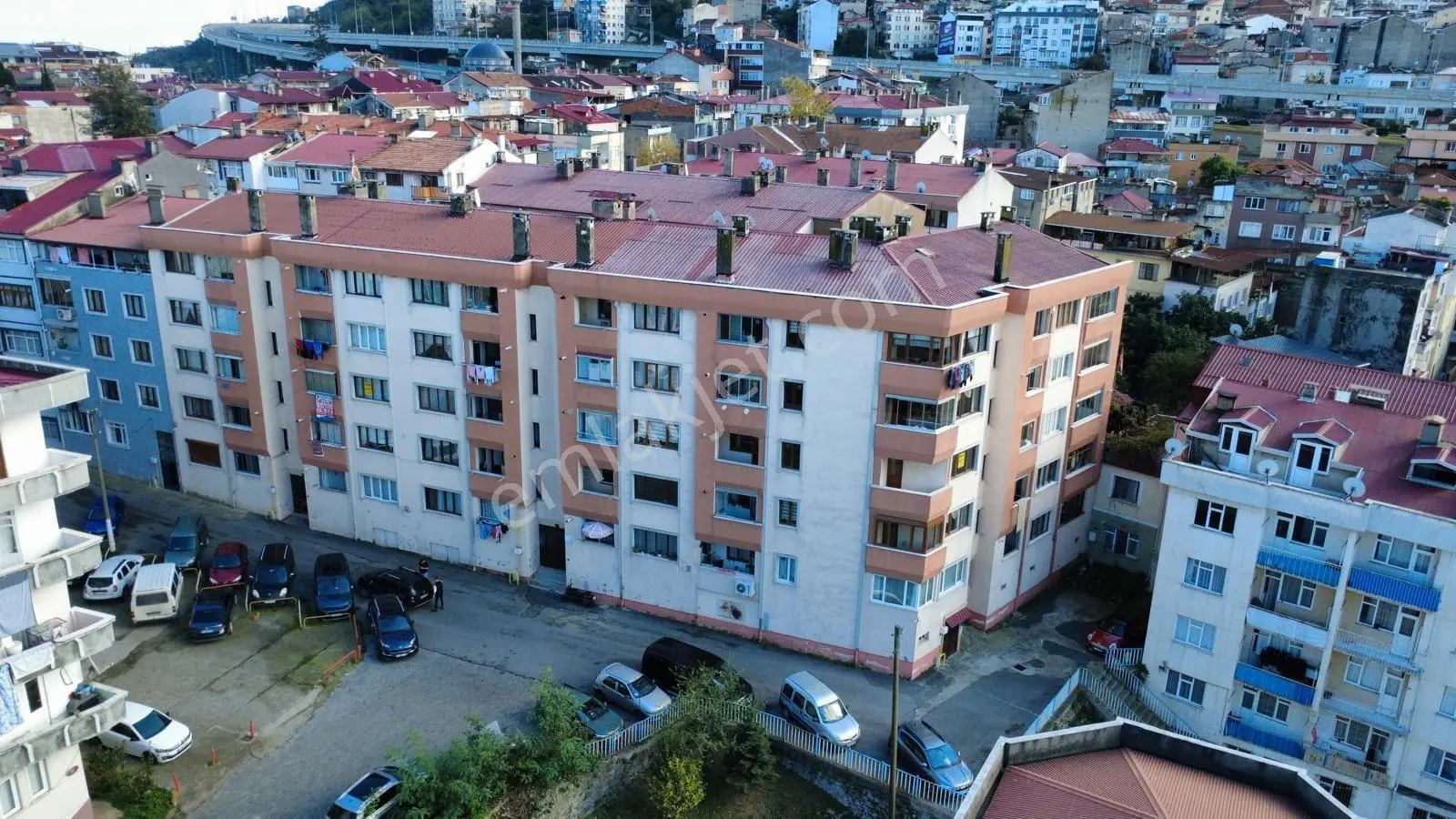 Trabzon Yenicuma'Da Satılık 3+1 Daire
