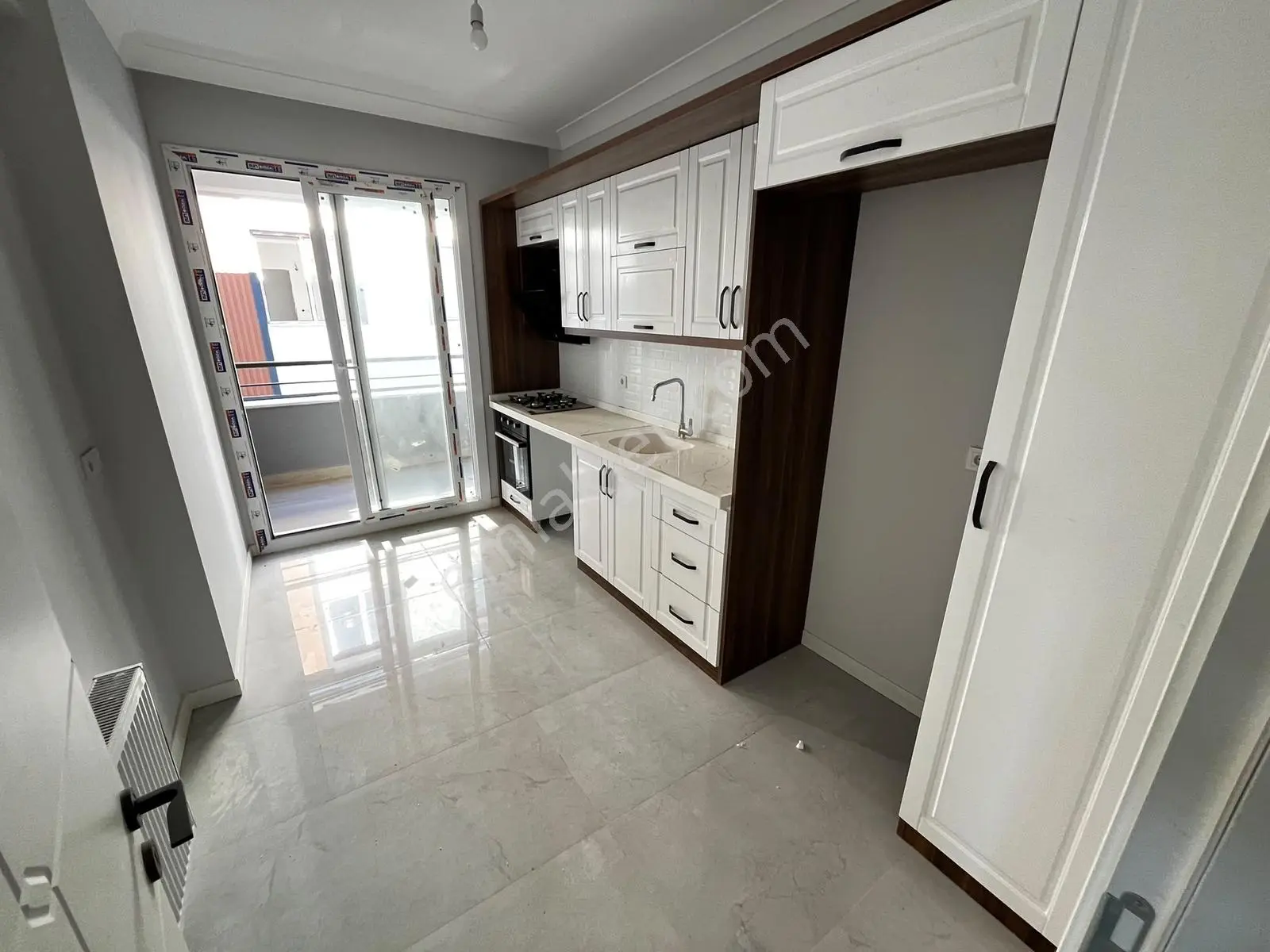 Hastane Bölgesinde %80 Kredili Ara Kat Doğalgazlı Lüx 2+1 Daire — fotoğraf 12