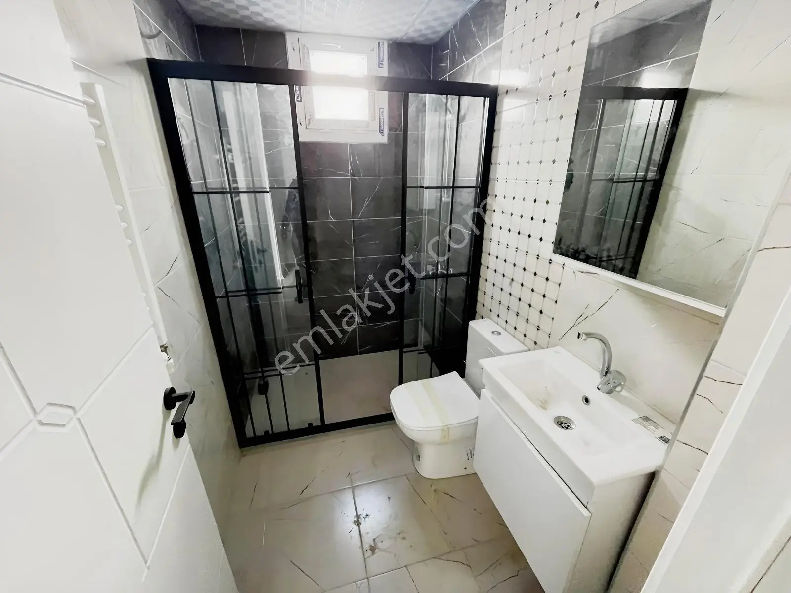 Hastane Bölgesinde %80 Kredili Ara Kat Doğalgazlı Lüx 2+1 Daire — fotoğraf 28