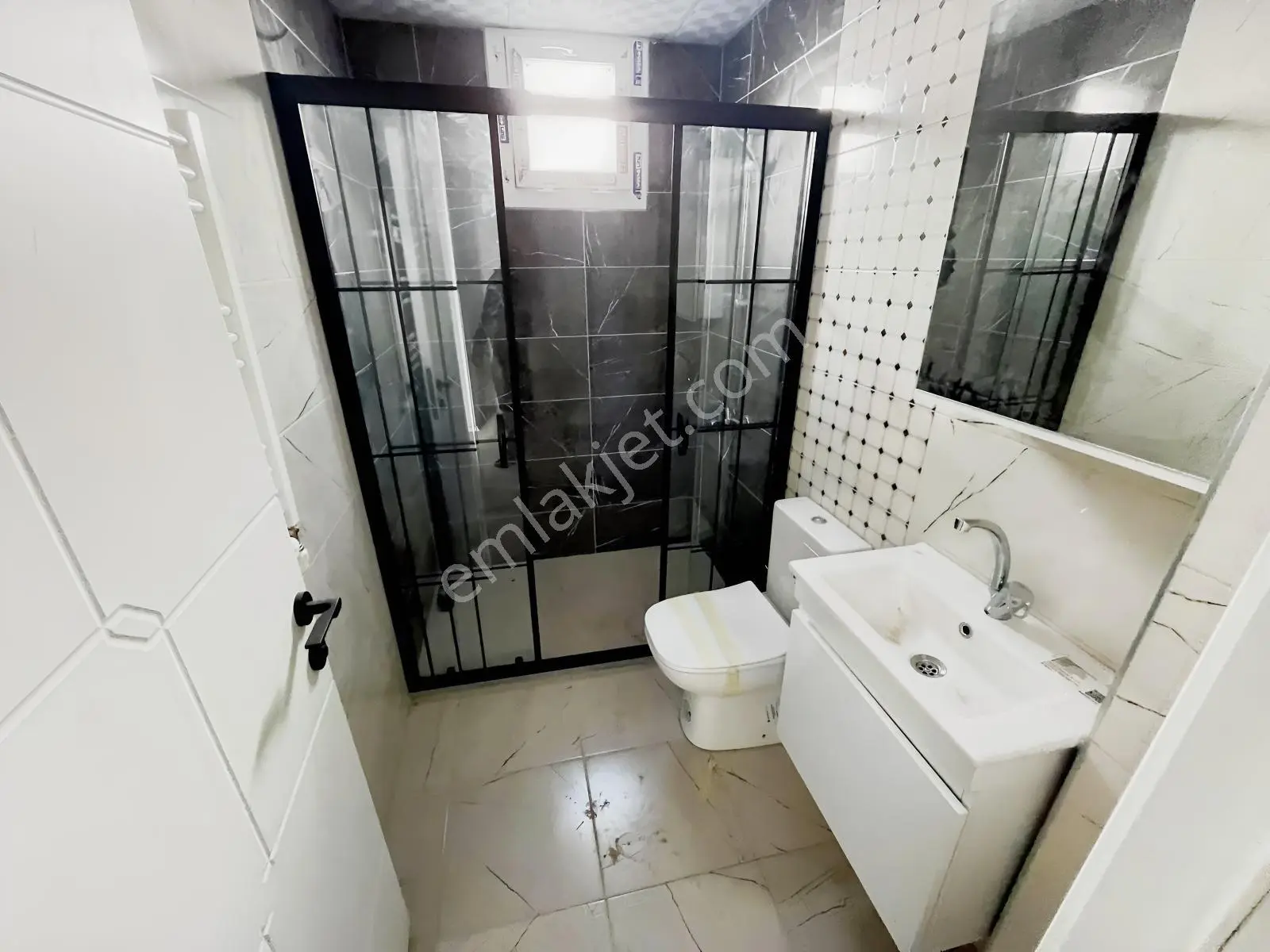 Hastane Bölgesinde %80 Kredili Ara Kat Doğalgazlı Lüx 2+1 Daire — fotoğraf 30