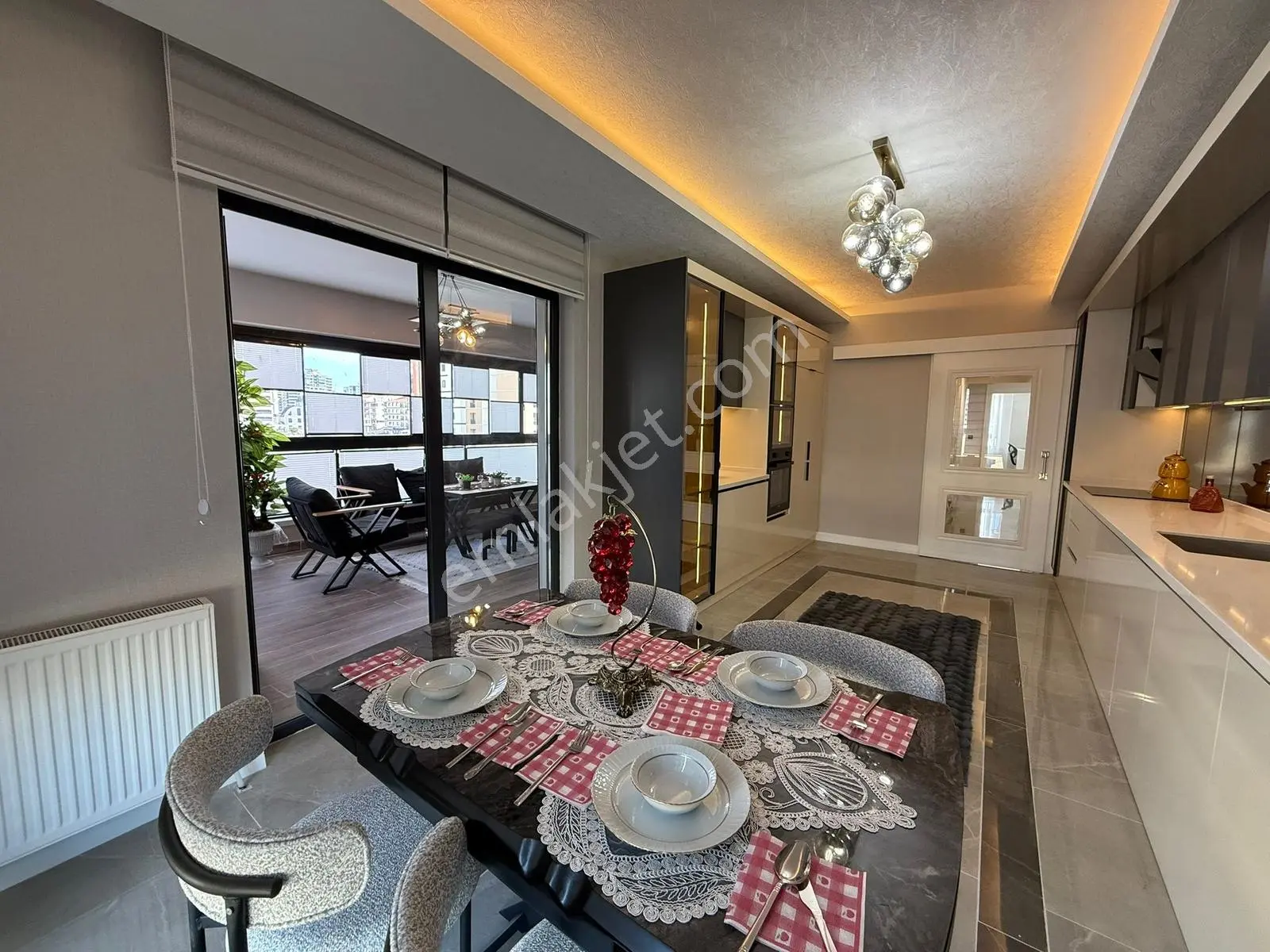 Geniş Ailelere Özel Fırsat Dairesi 5+1 230m2 İlk Gelen Alır..! — fotoğraf 5