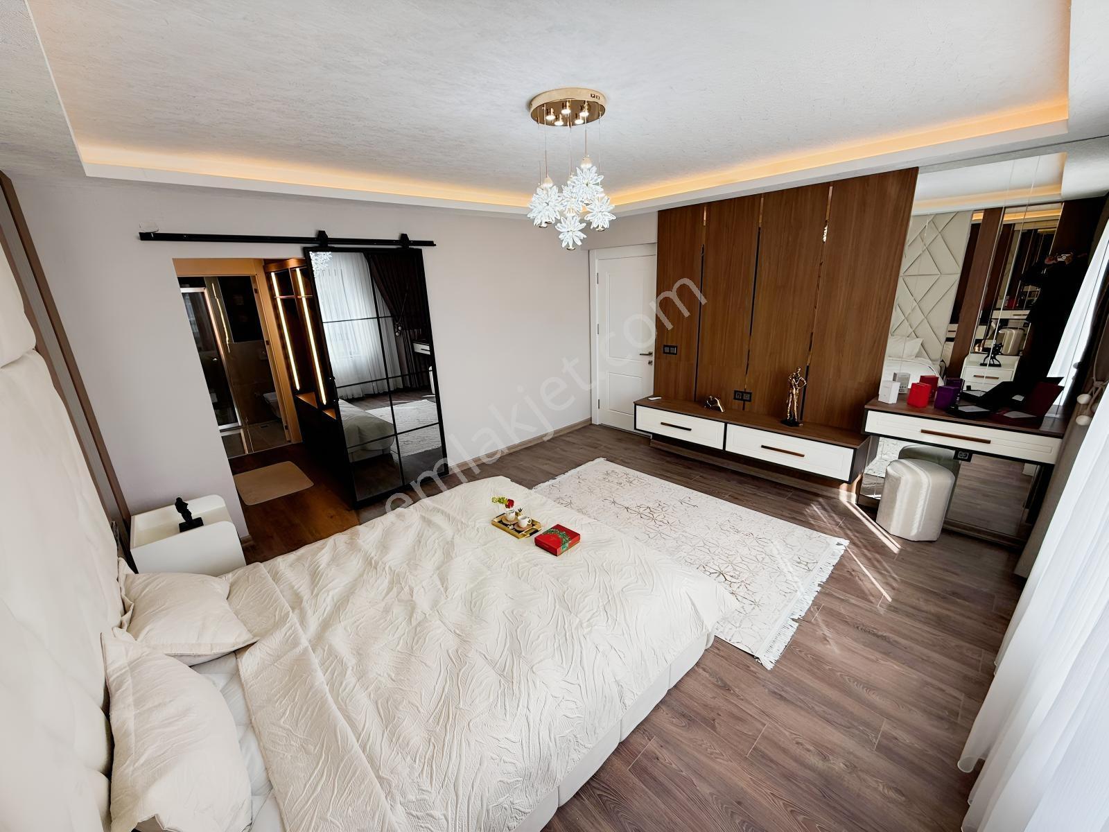 Geniş Ailelere Özel Fırsat Dairesi 5+1 230m2 İlk Gelen Alır..! — fotoğraf 16