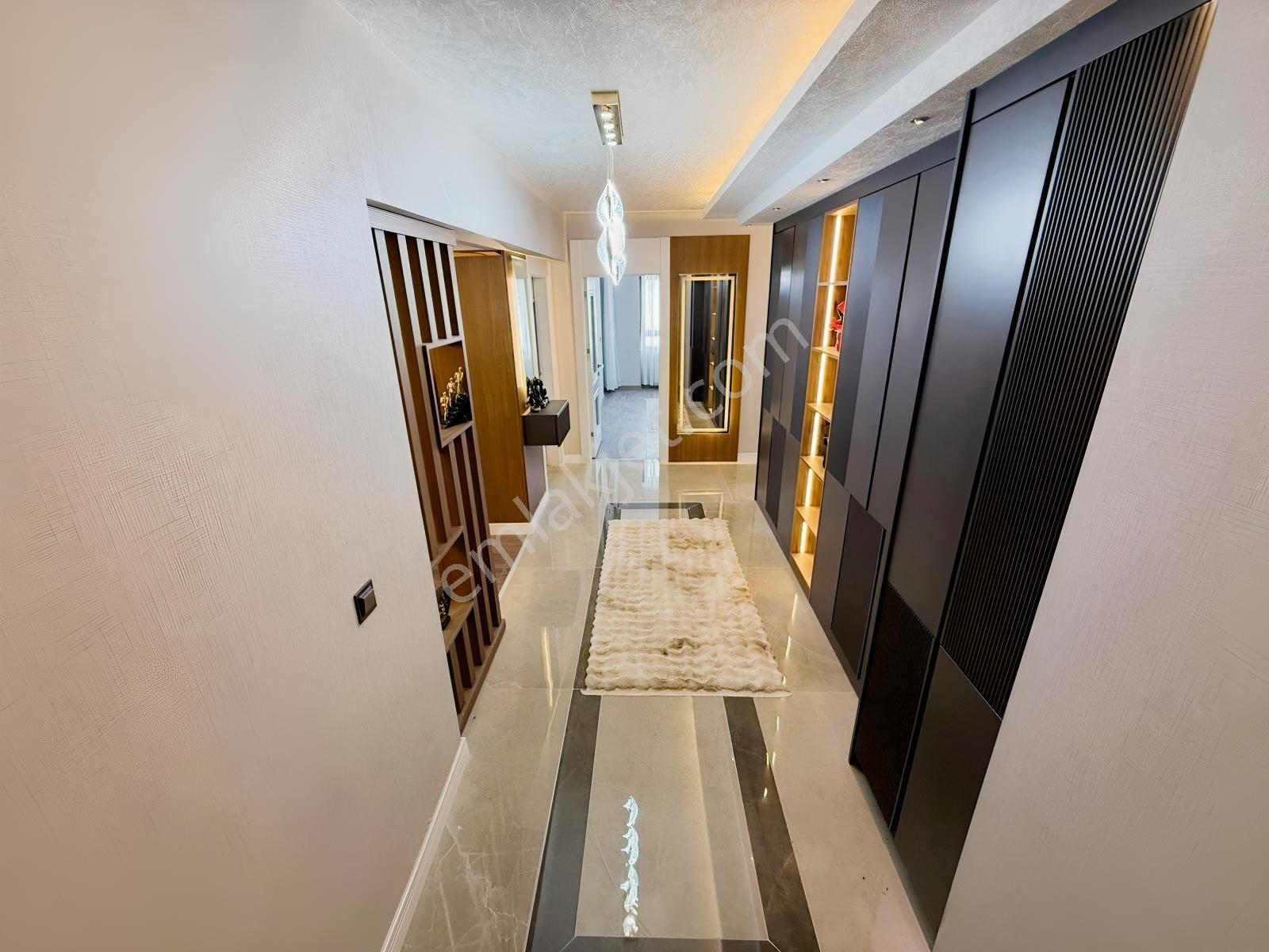 Geniş Ailelere Özel Fırsat Dairesi 5+1 230m2 İlk Gelen Alır..! — fotoğraf 32