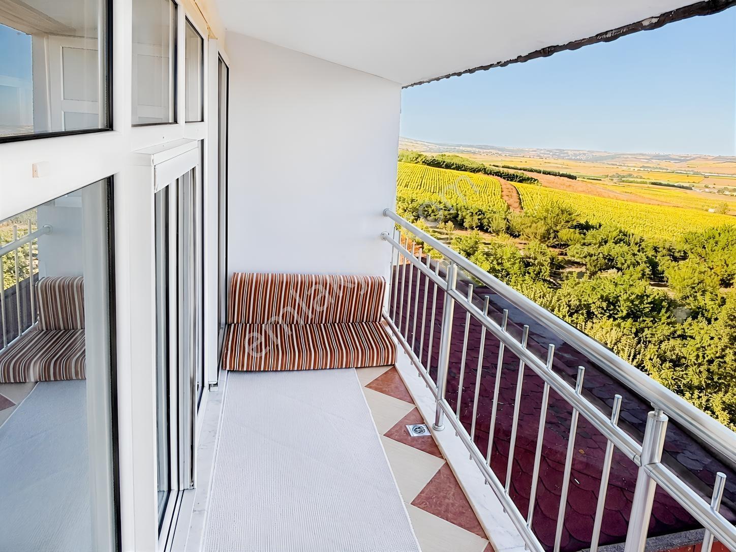 Çatalca İzzettin'de 4013m² Arsalı, Havuzlu, 14 Odalı Süper Villa — fotoğraf 28