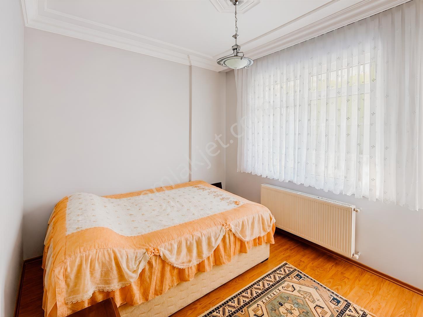 Çatalca İzzettin'de 4013m² Arsalı, Havuzlu, 14 Odalı Süper Villa — fotoğraf 35