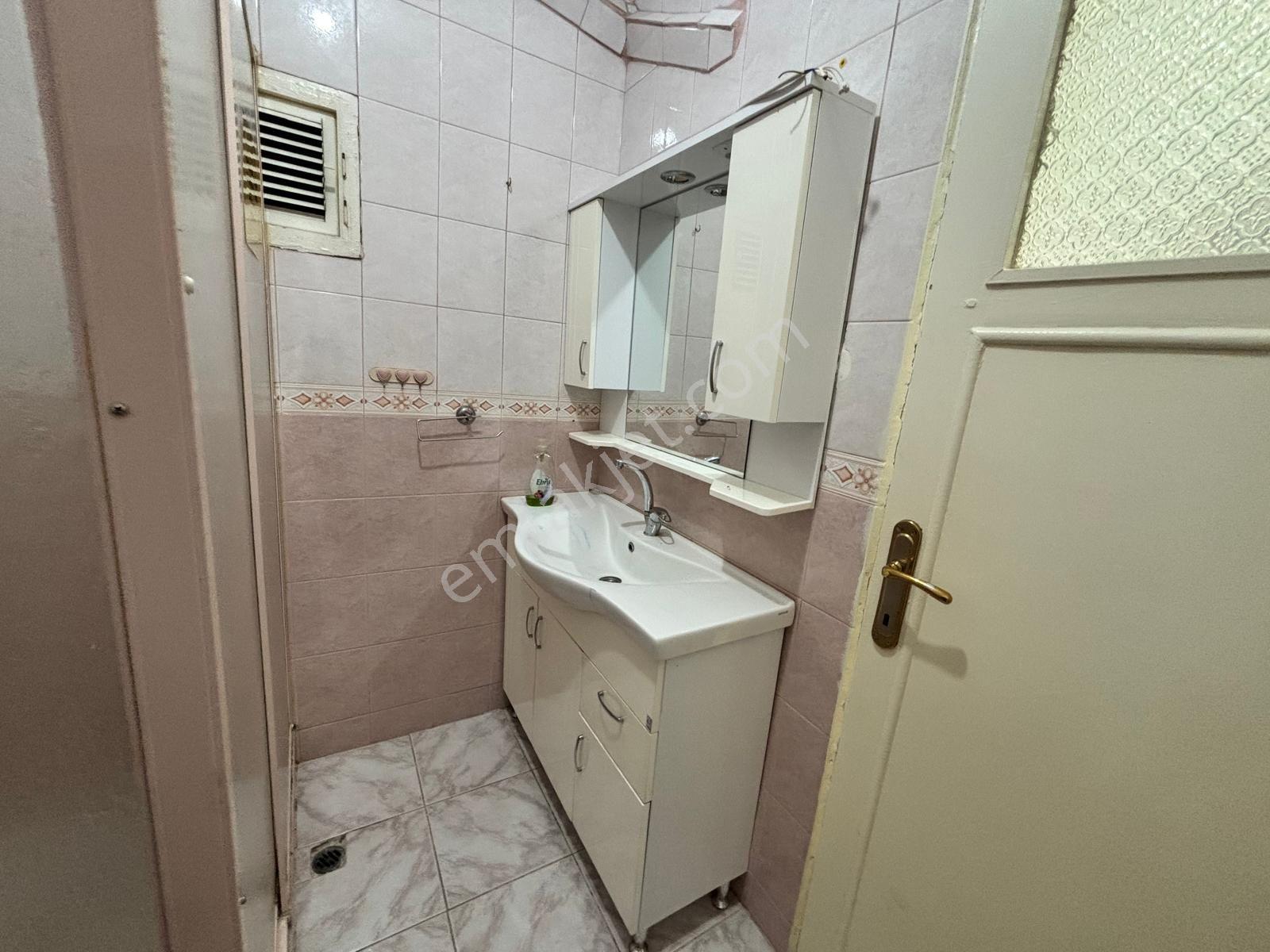 İlk-ev'den Boş Her Zaman Bakılabilir Çetin Emeç Yakını Balkonlu Kombili Yüksek Giriş 2+1 — fotoğraf 20