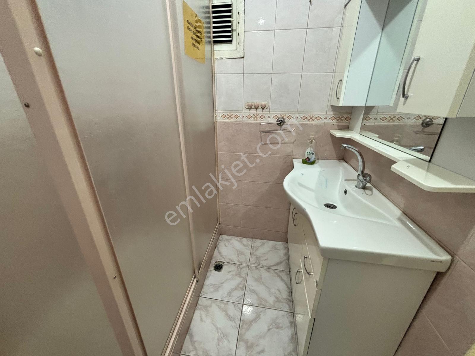 İlk-ev'den Boş Her Zaman Bakılabilir Çetin Emeç Yakını Balkonlu Kombili Yüksek Giriş 2+1 — fotoğraf 22