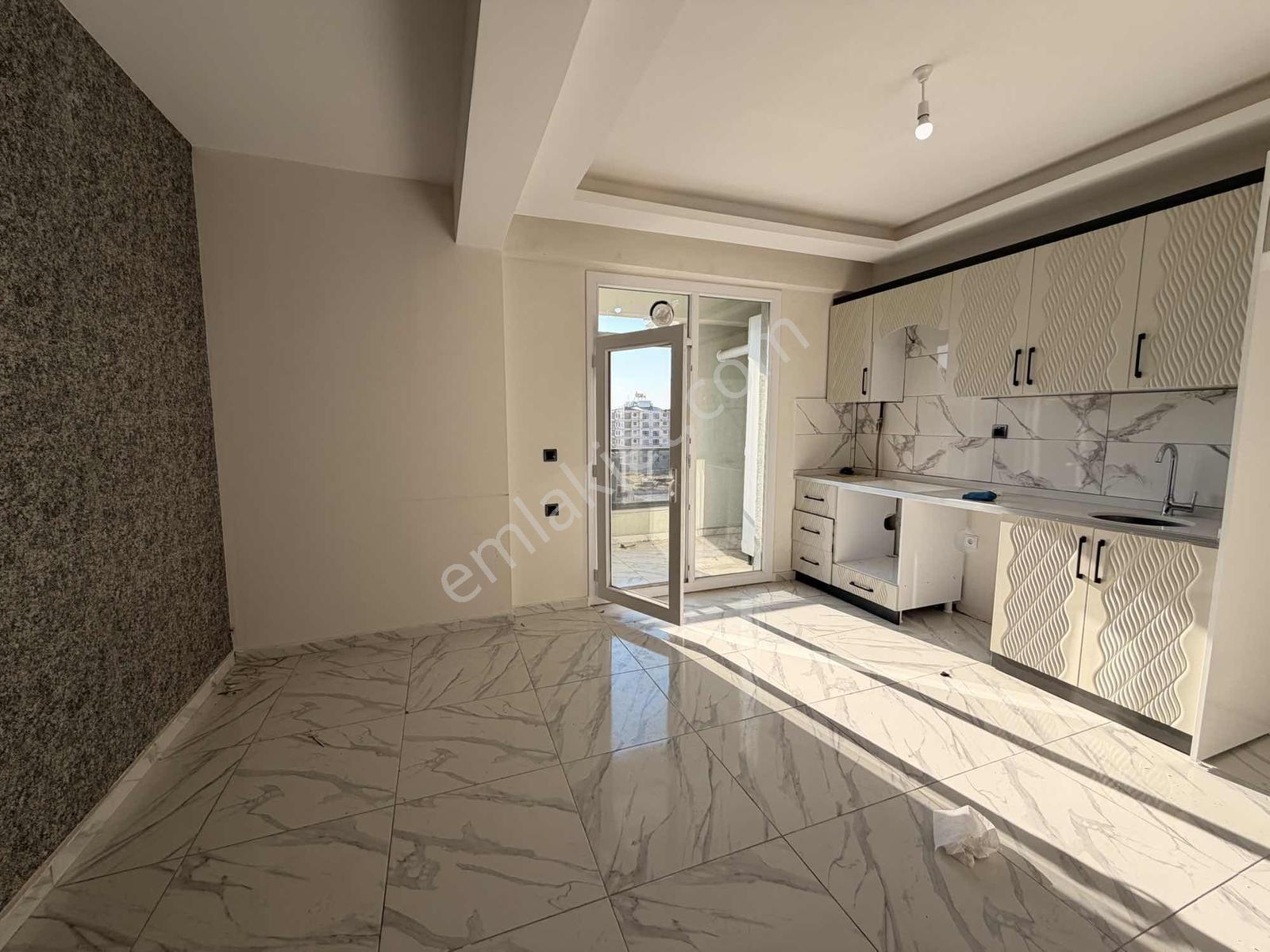 Yeni Şehir Hastanesi Yanı Stadyum Civarı 2+1 Satılık Daire